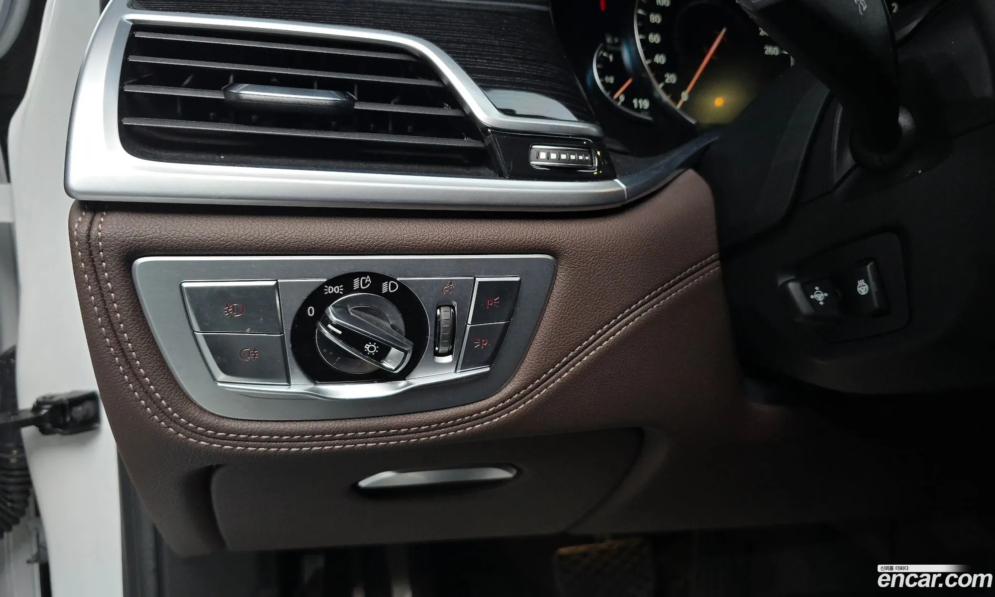 BMW 7 Series 2017 — 8