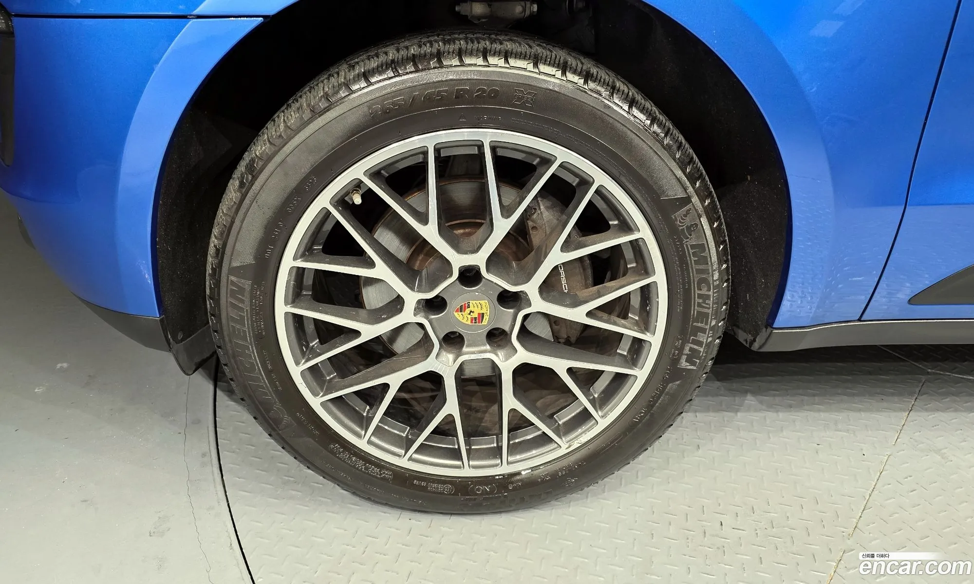 Porsche Macan 2018 WP1AA2957JLB17276 — 18