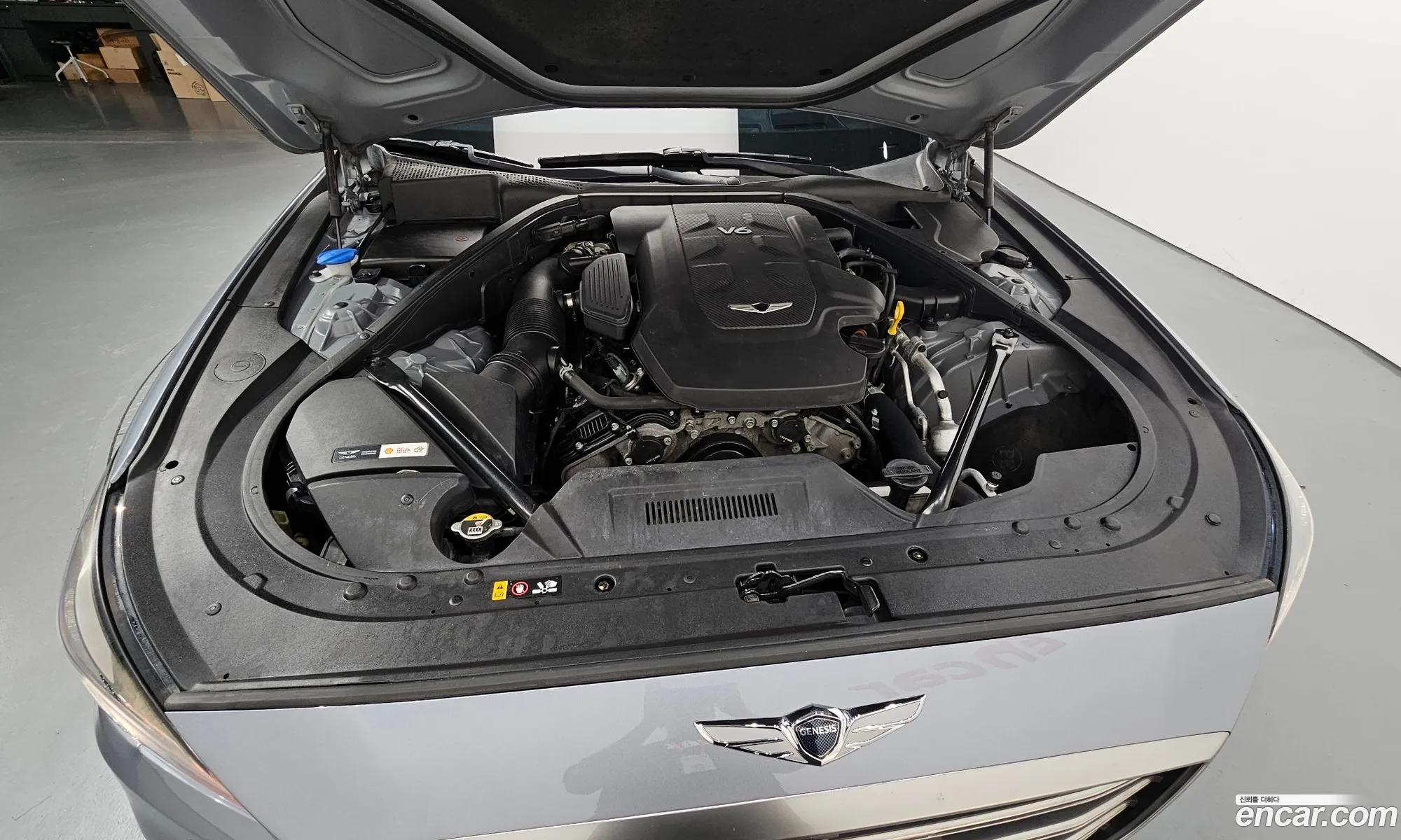 Genesis G80 2017 — 12