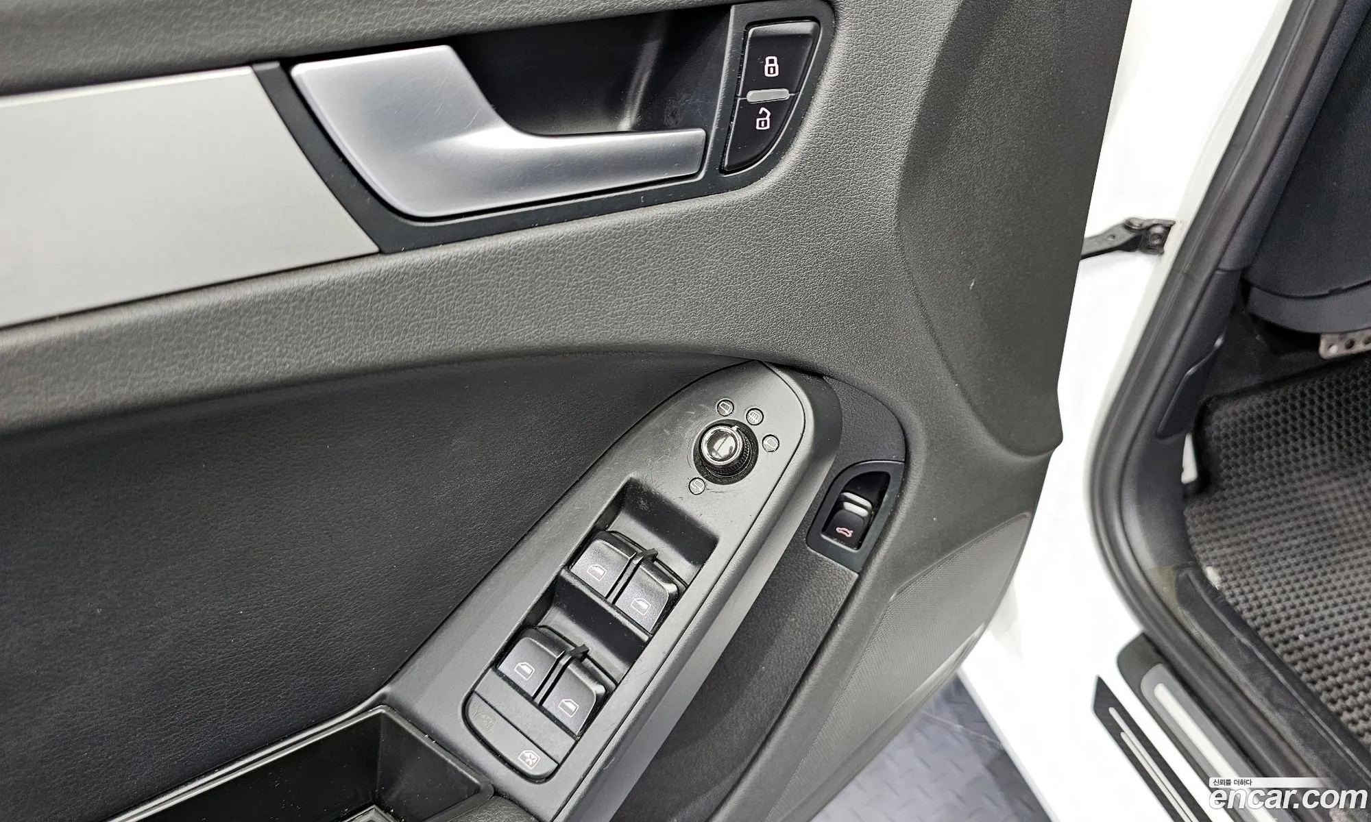 Audi A4 2011 WAUZZZ8K3CN008363 — 9