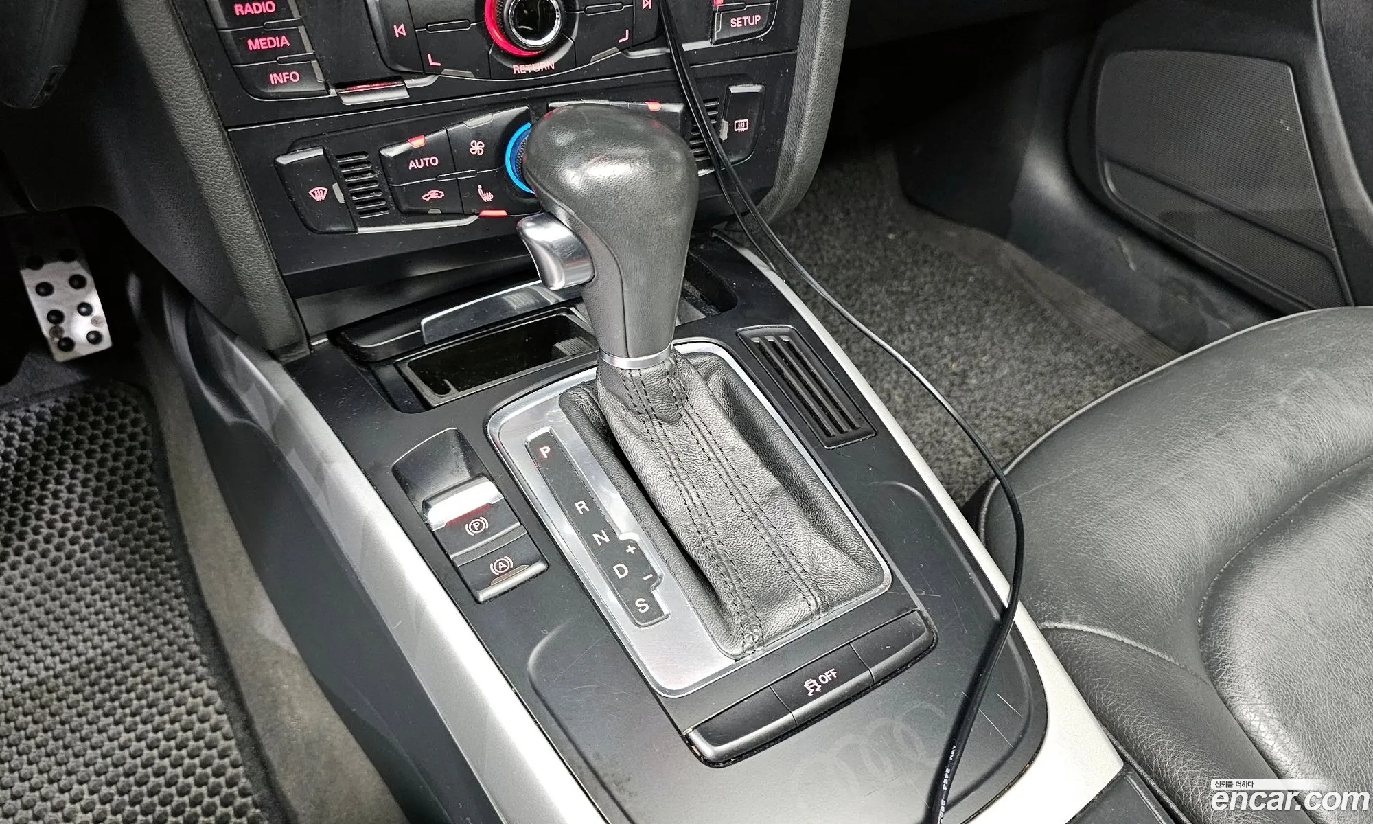 Audi A4 2011 WAUZZZ8K3CN008363 — 7