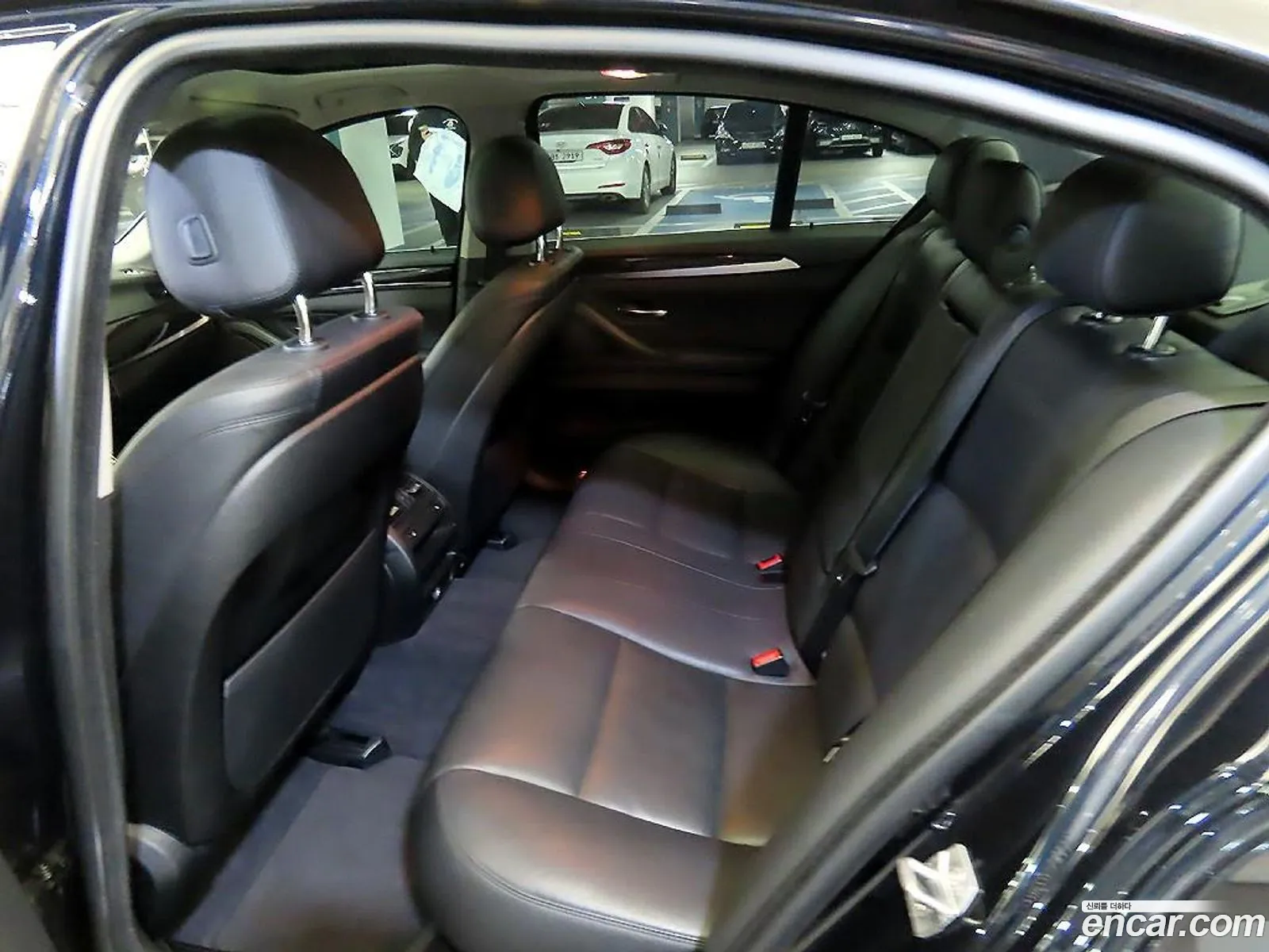 BMW 5 Series 2016 — 13
