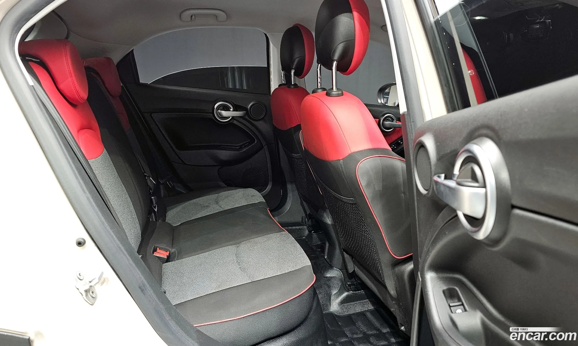 Fiat 500X 2016 ZFA334000GP452230 — 15