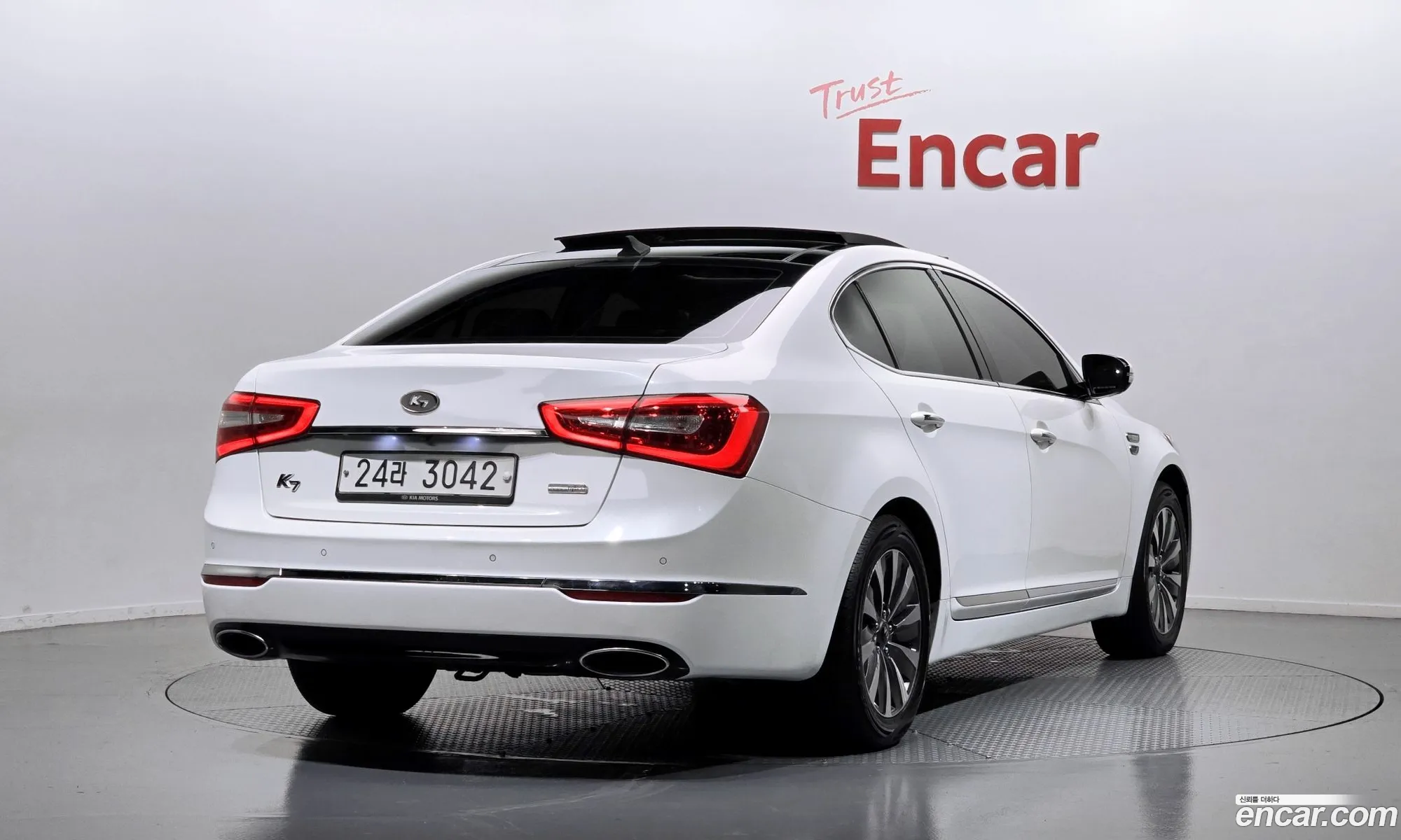 Kia K7 Hybrid 2014 — 12