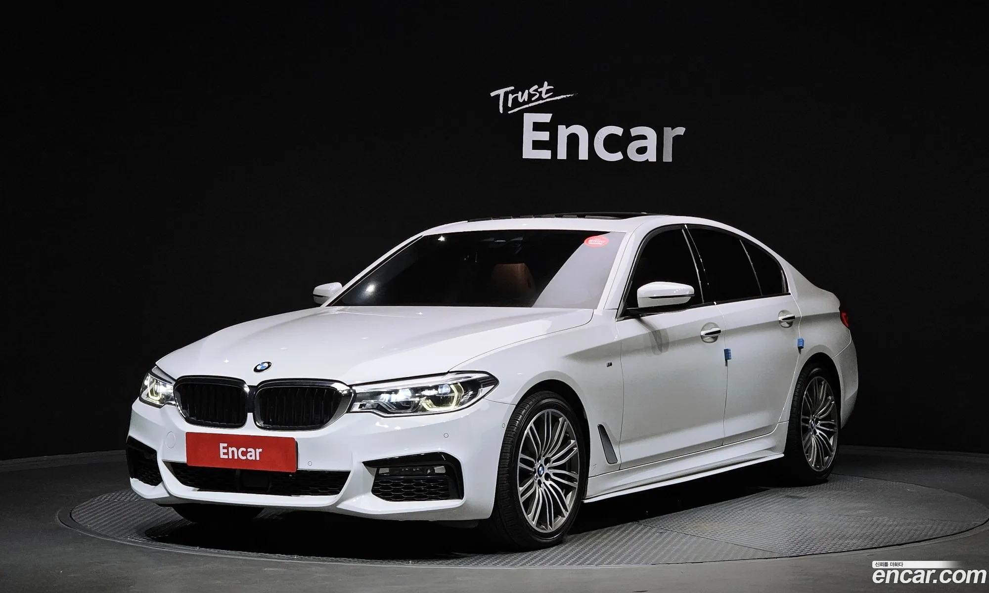 BMW 5 Series 2018 WBAJC3104JDB91945 — 18