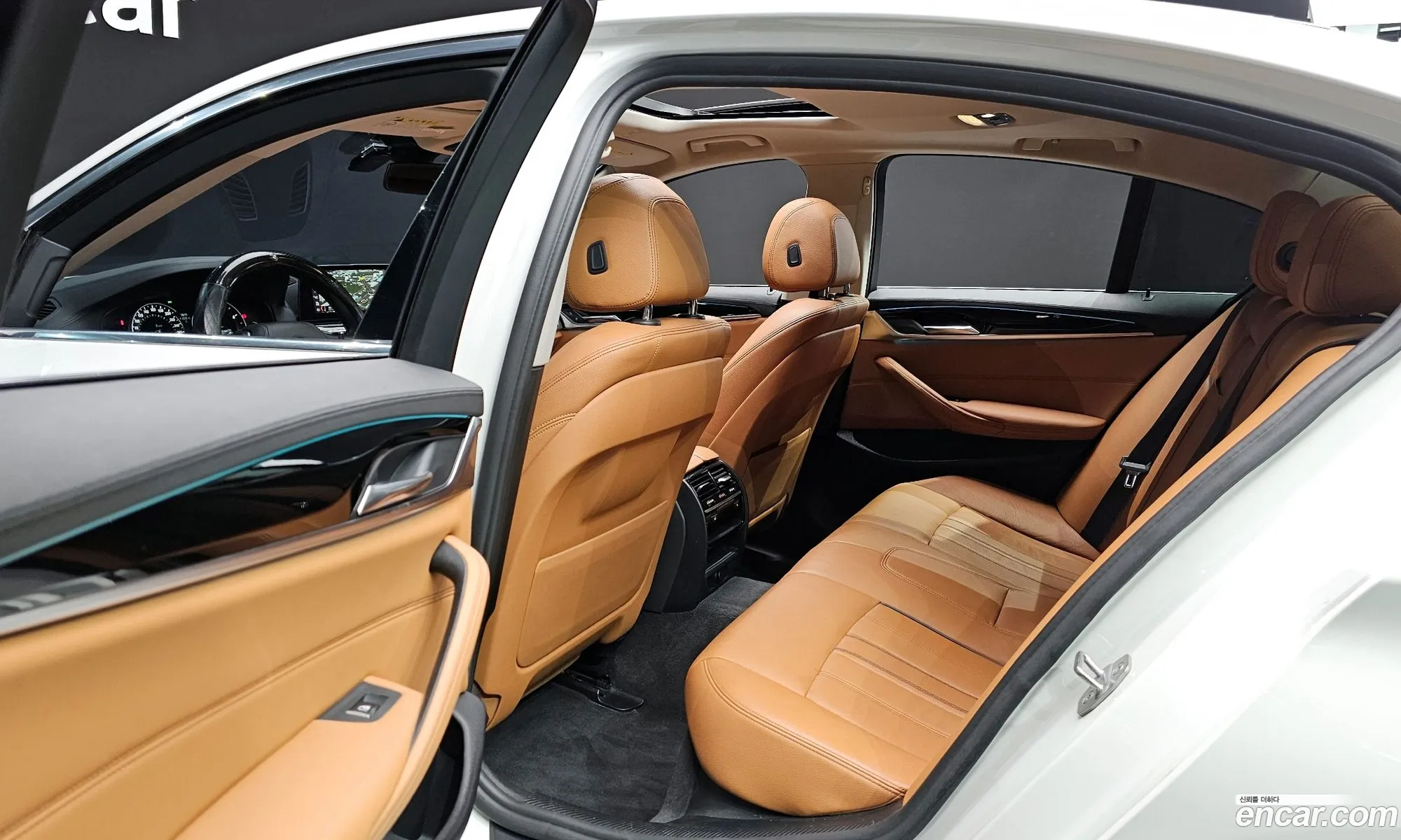 BMW 5 Series 2018 WBAJC3104JDB91945 — 5