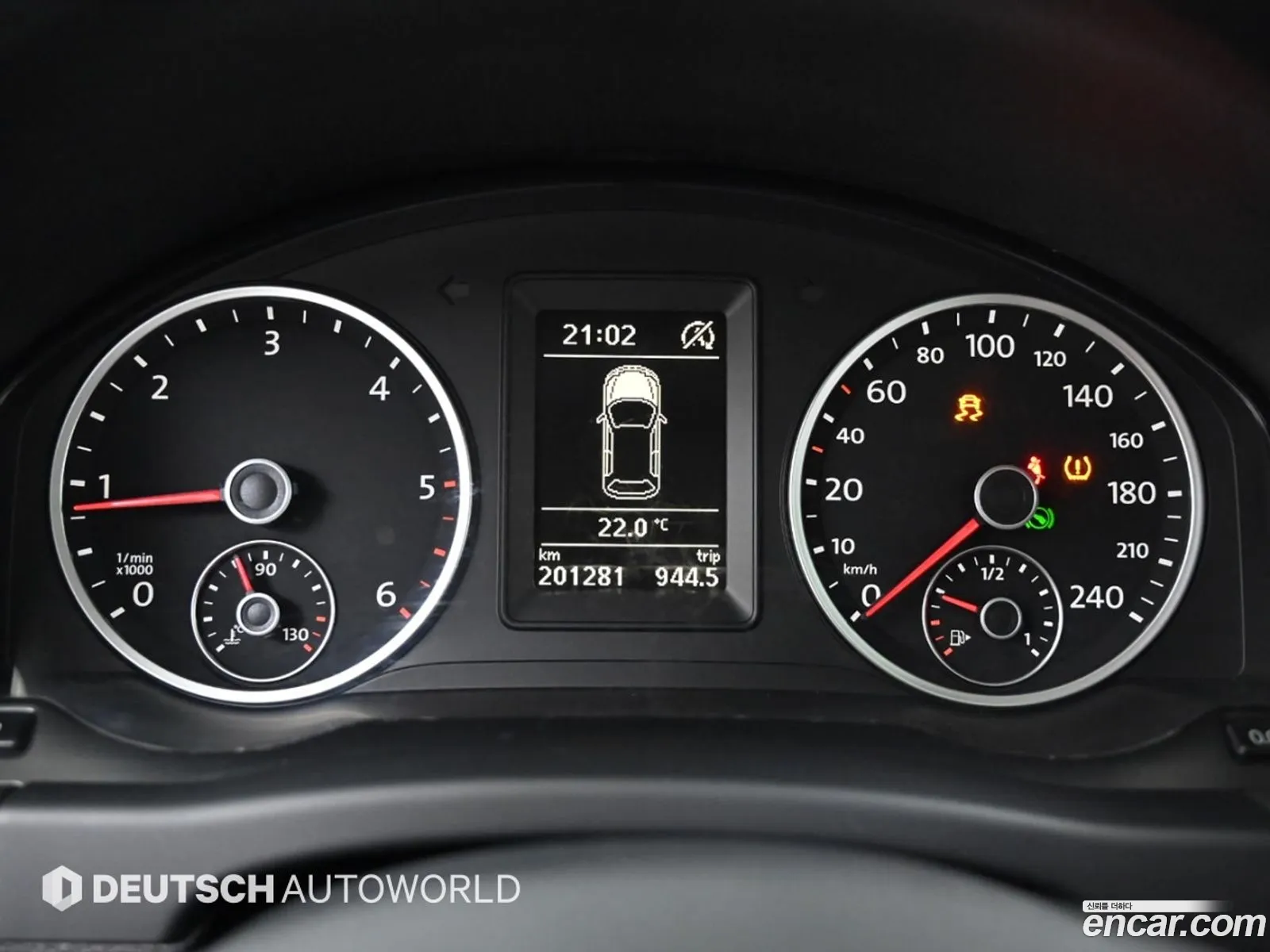 Volkswagen Tiguan 2015 — 19