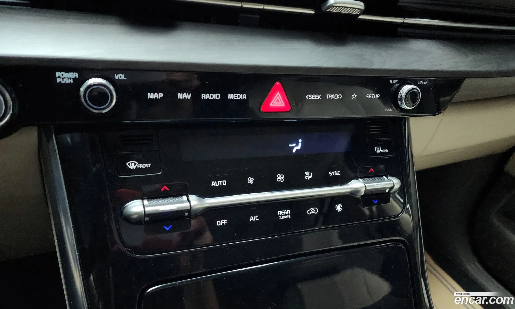 Kia Carnival 2020 — 6