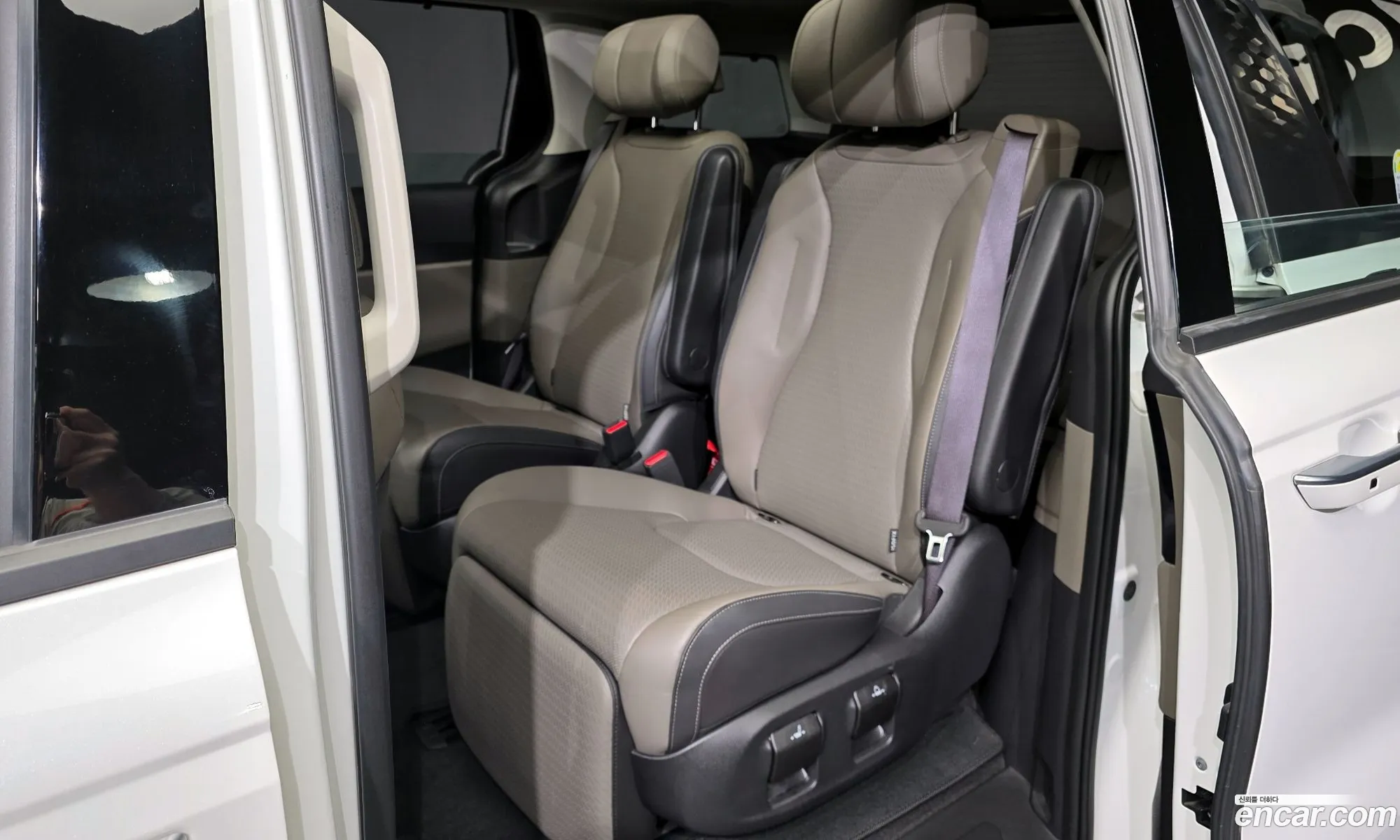 Kia Carnival 2024 — 3