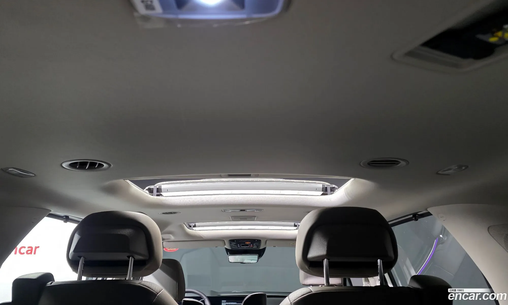 Kia Carnival 2024 — 17