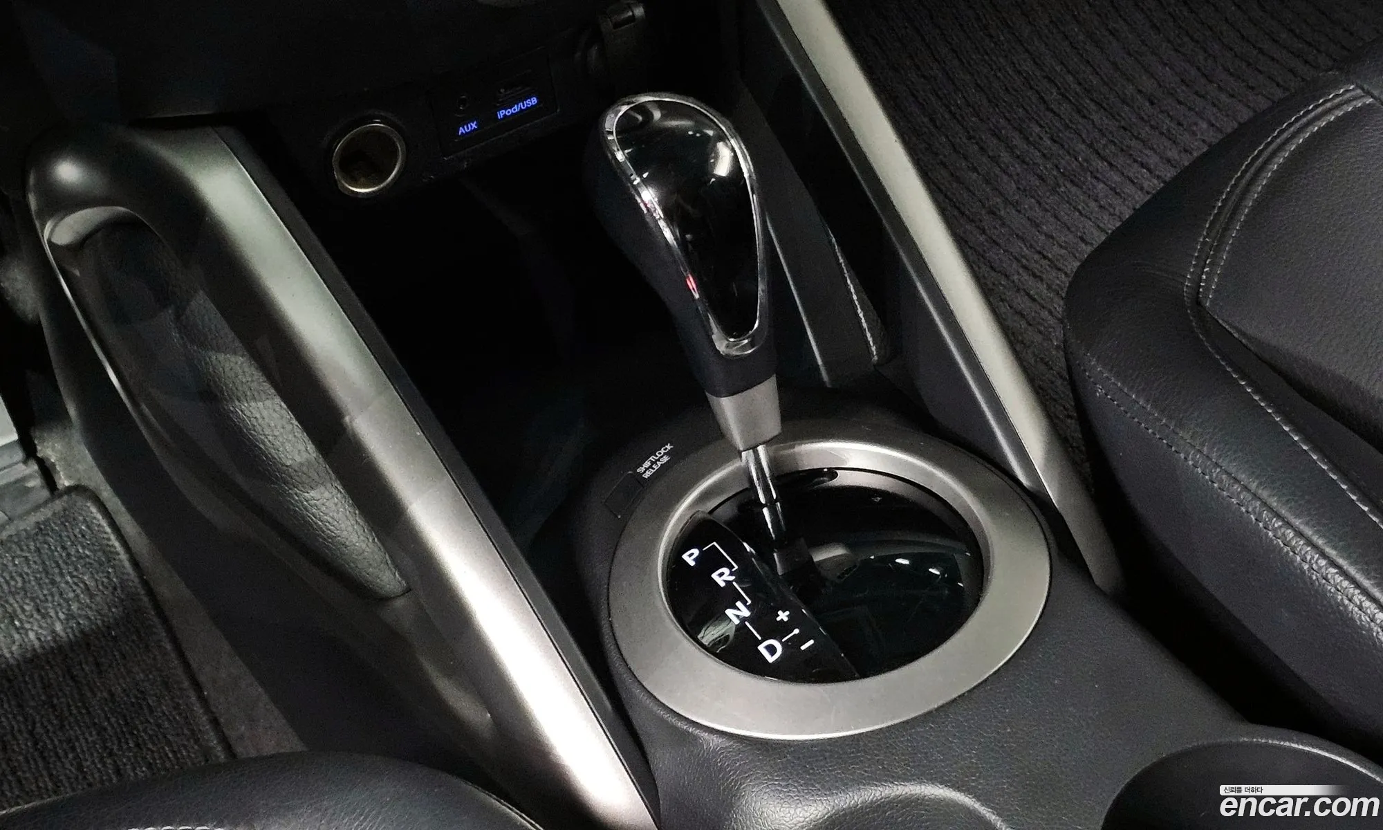 Hyundai Veloster 2012 — 16
