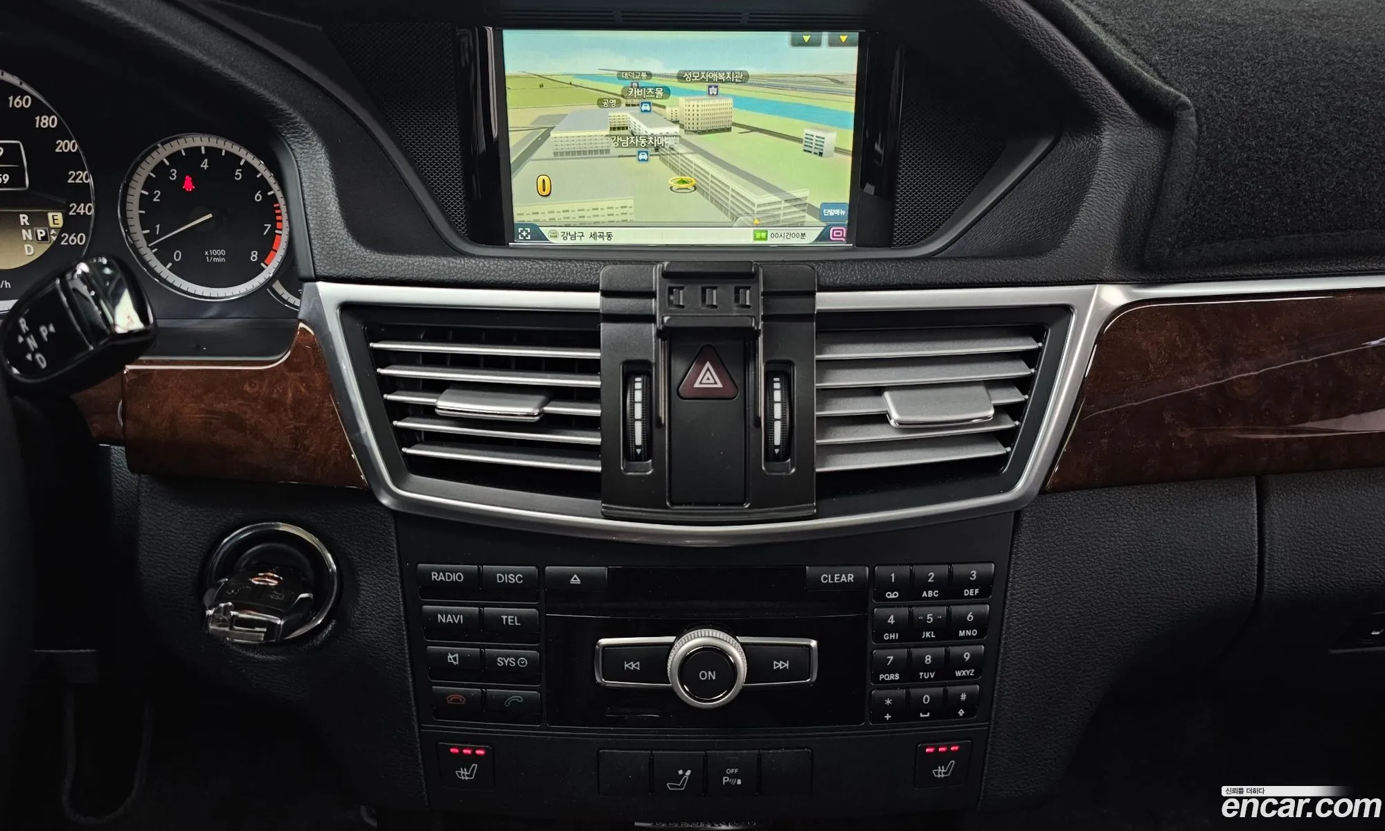 Mercedes-Benz E-Class W212 2012 WDDHF5FBXCA624870 — 20