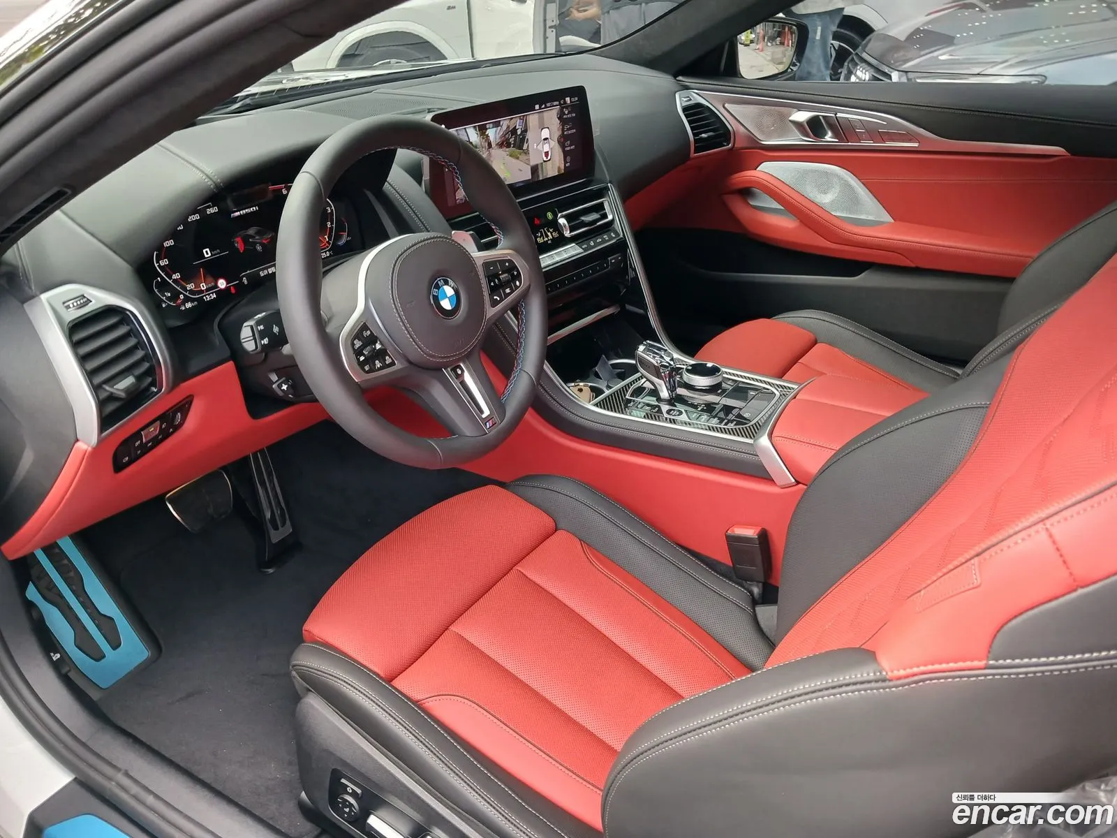 BMW 8 Series 2025 — 4