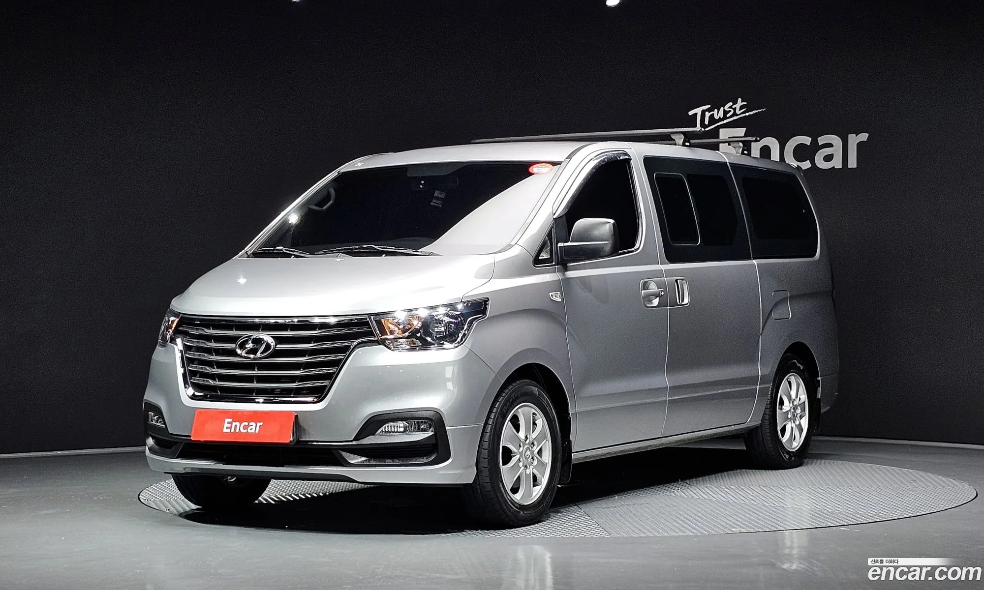 Hyundai Grand Starex 2018 — 19