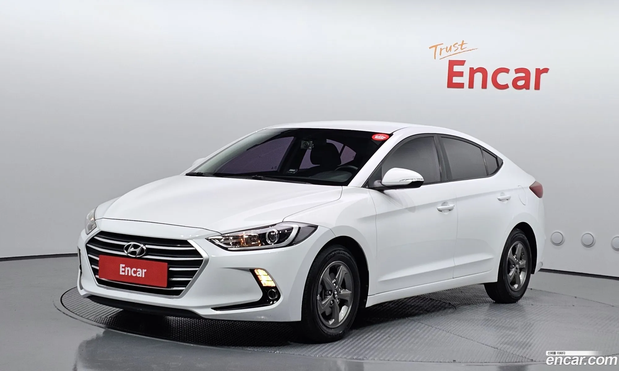 Hyundai Elantra AD 2016 — 7