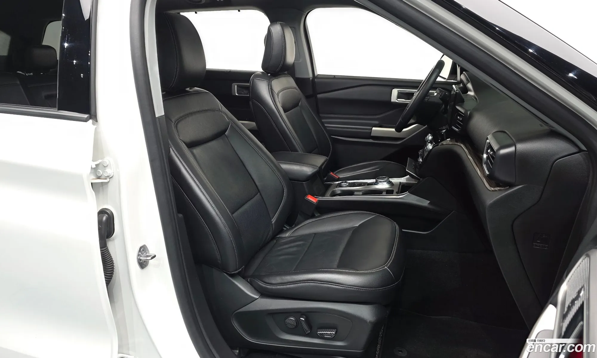 Ford Explorer 6th Gen 2021 1FMSK8FH4MGA09629 — 14