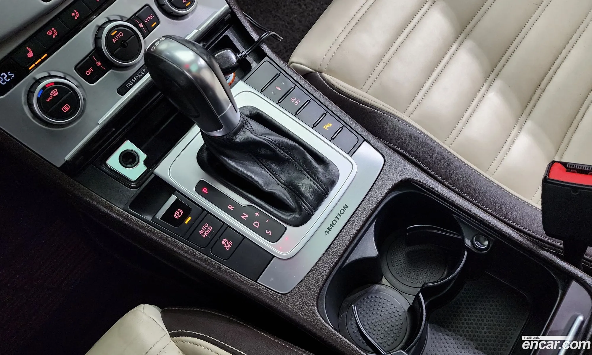 Volkswagen CC 2014 WVWZZZ3CZEE519575 — 4