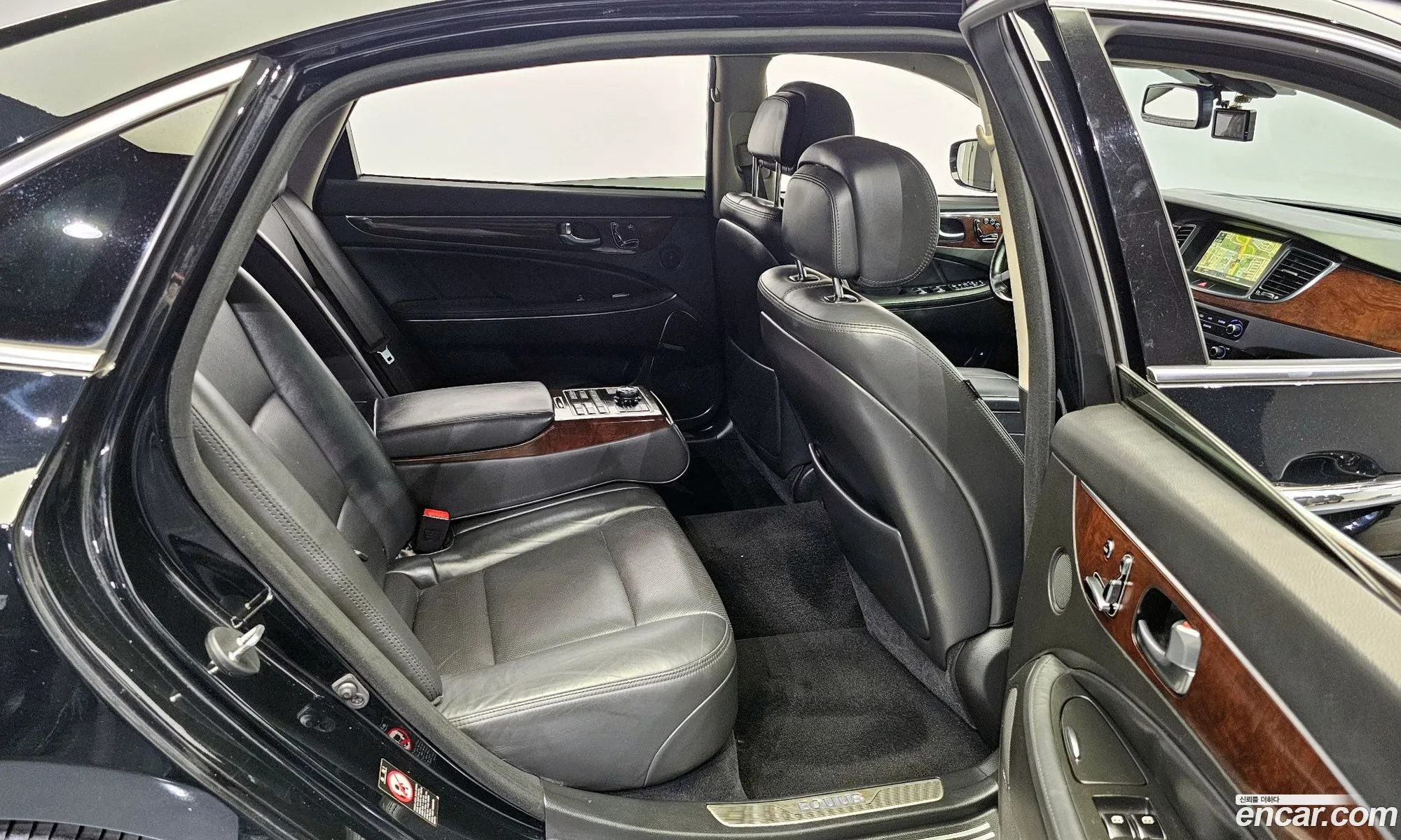 Hyundai Equus 2014 — 10