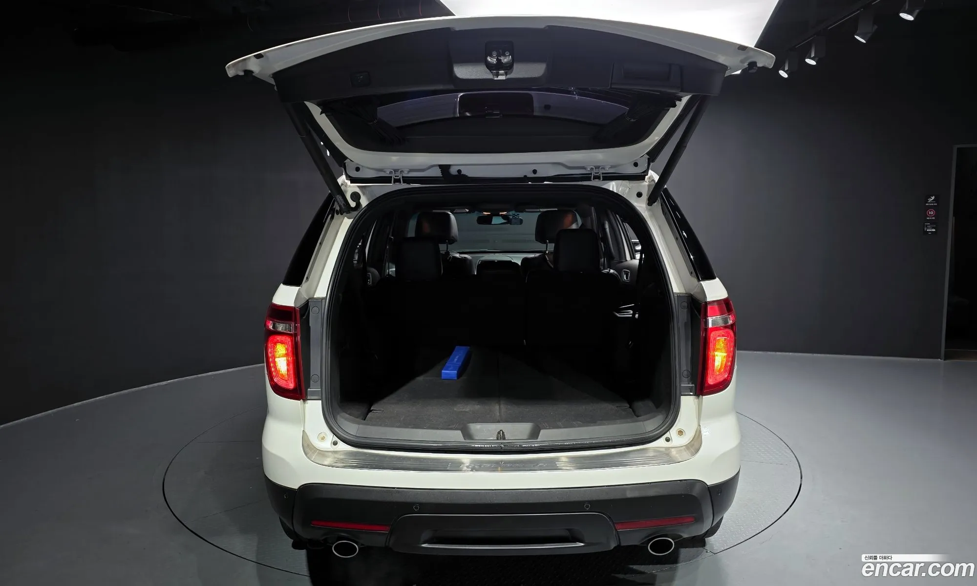 Ford Explorer 2015 1FM5K8F80FGB28357 — 17
