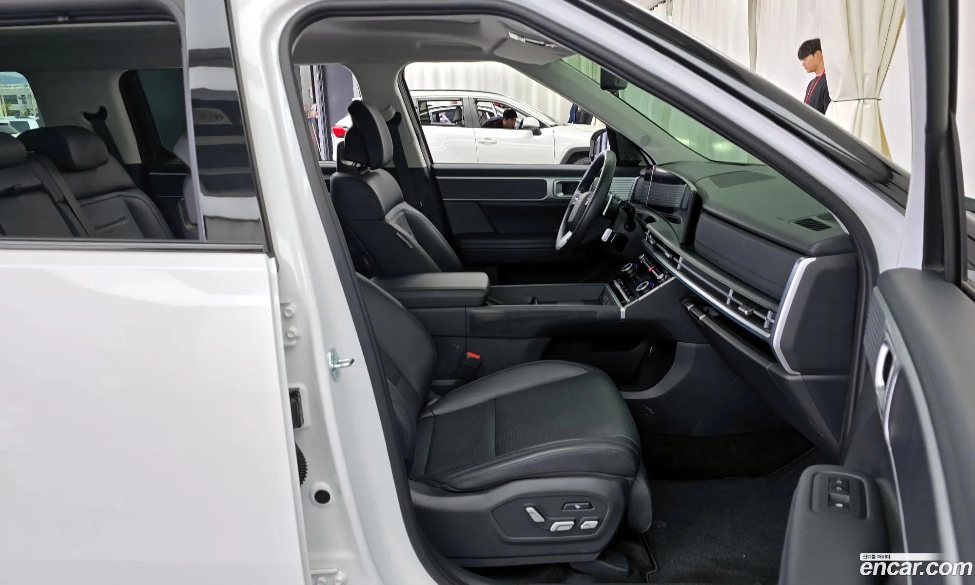 Hyundai Santa Fe 2023 — 18