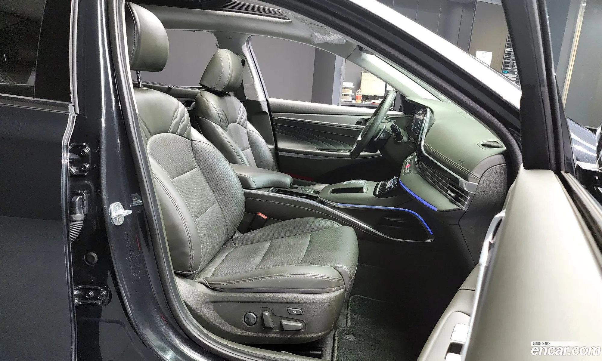 Hyundai Grandeur IG 2020 — 17