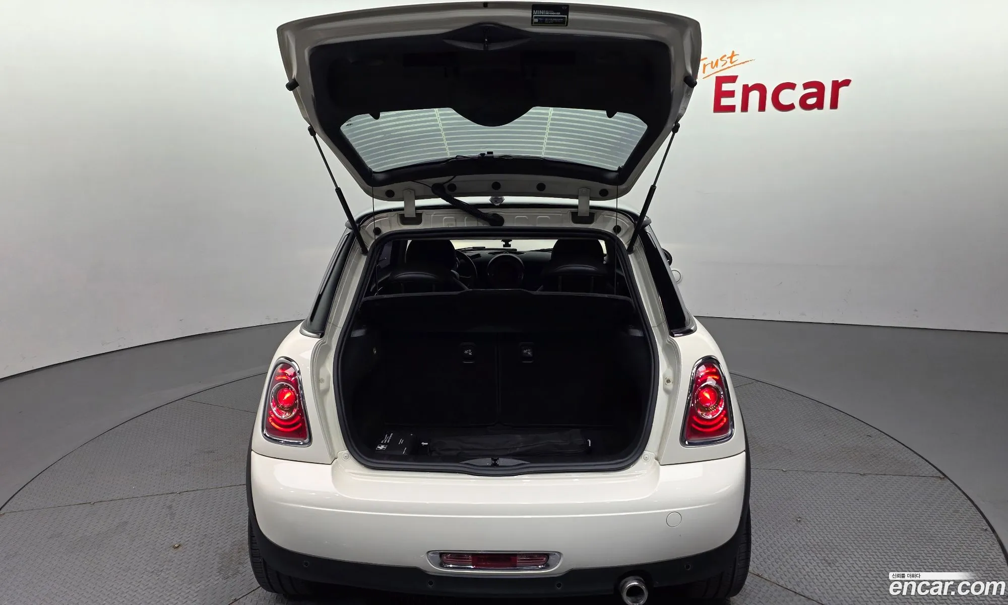Mini Cooper D 2013 WMWSW5107DT472667 — 8