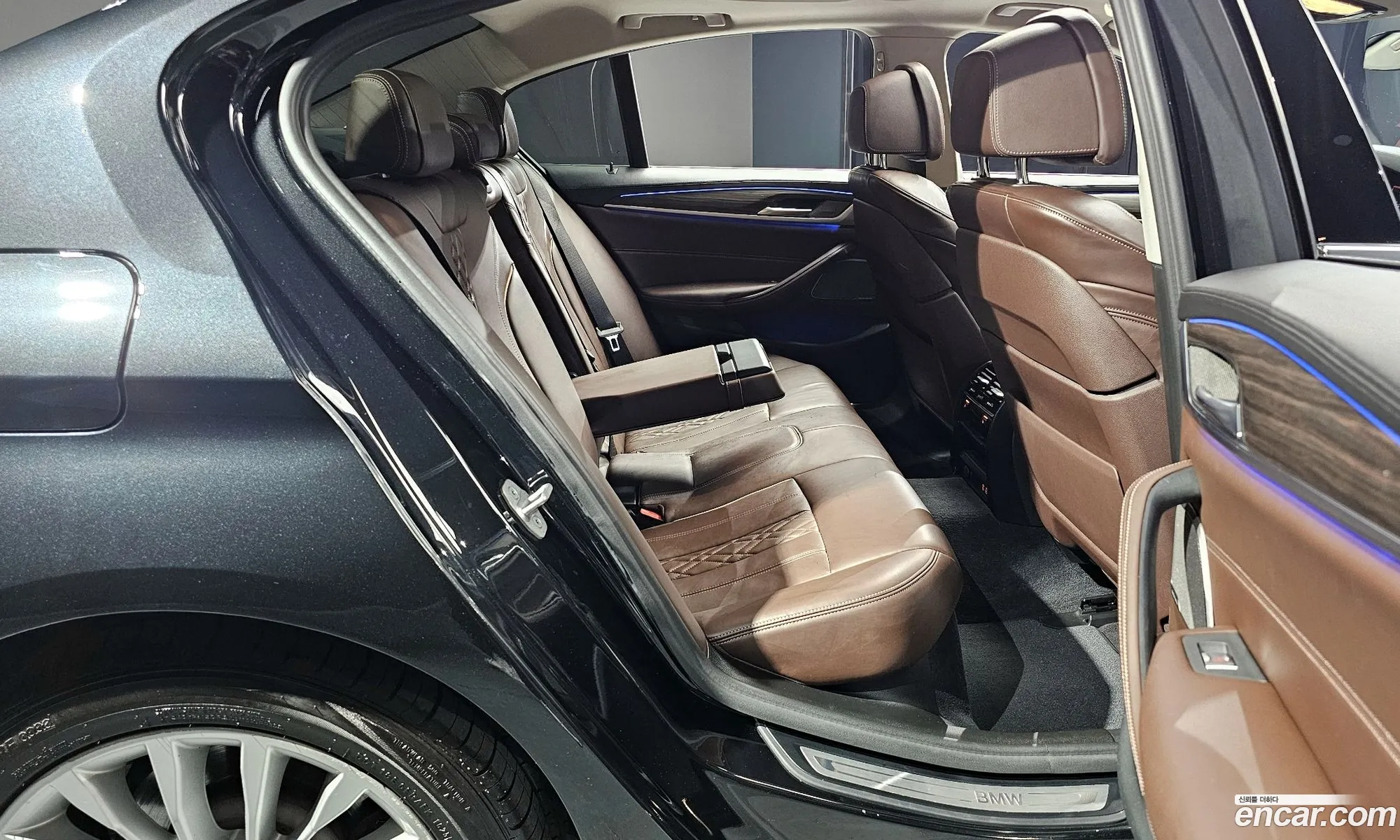 BMW 5 Series 2020 — 16