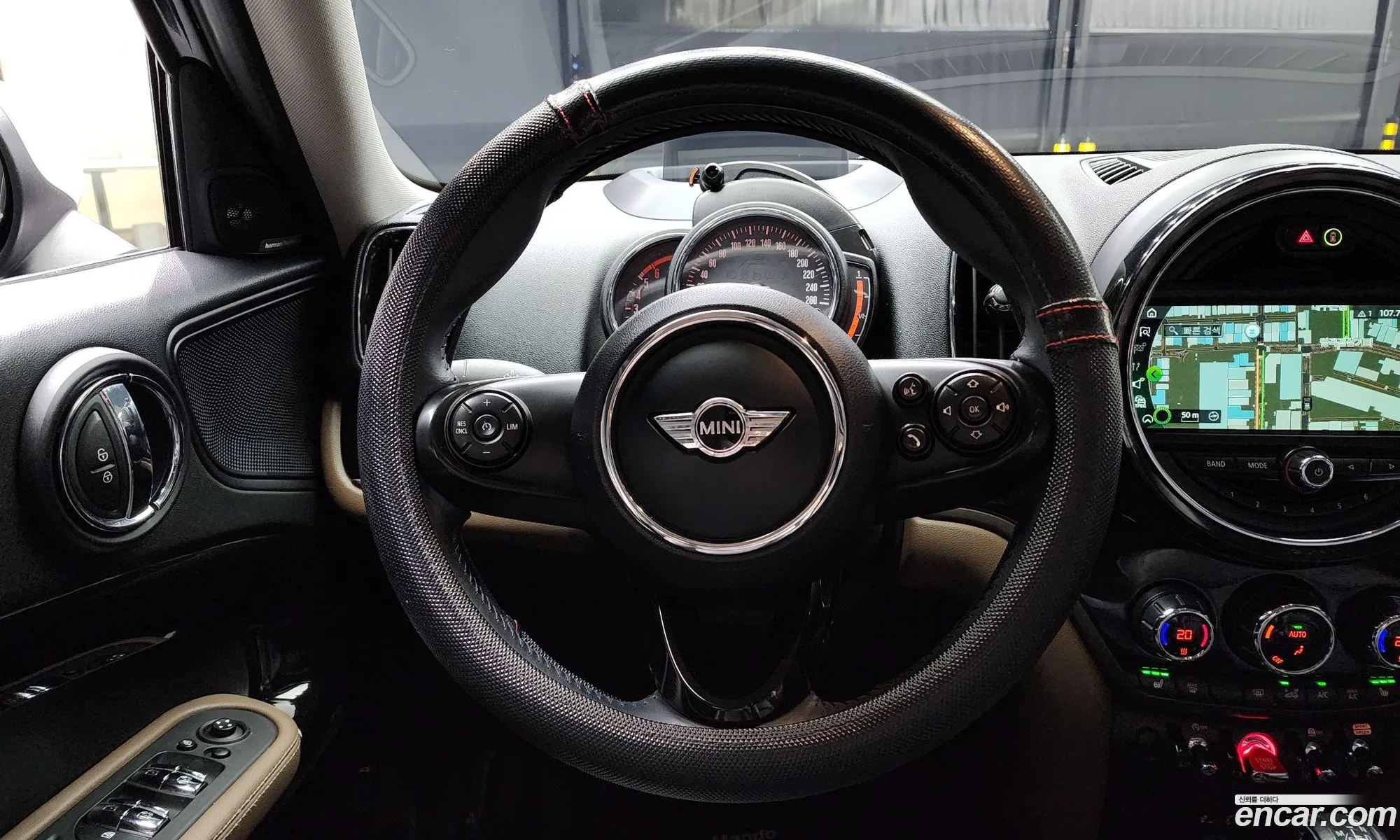 Mini Cooper D Countryman 2018 — 18