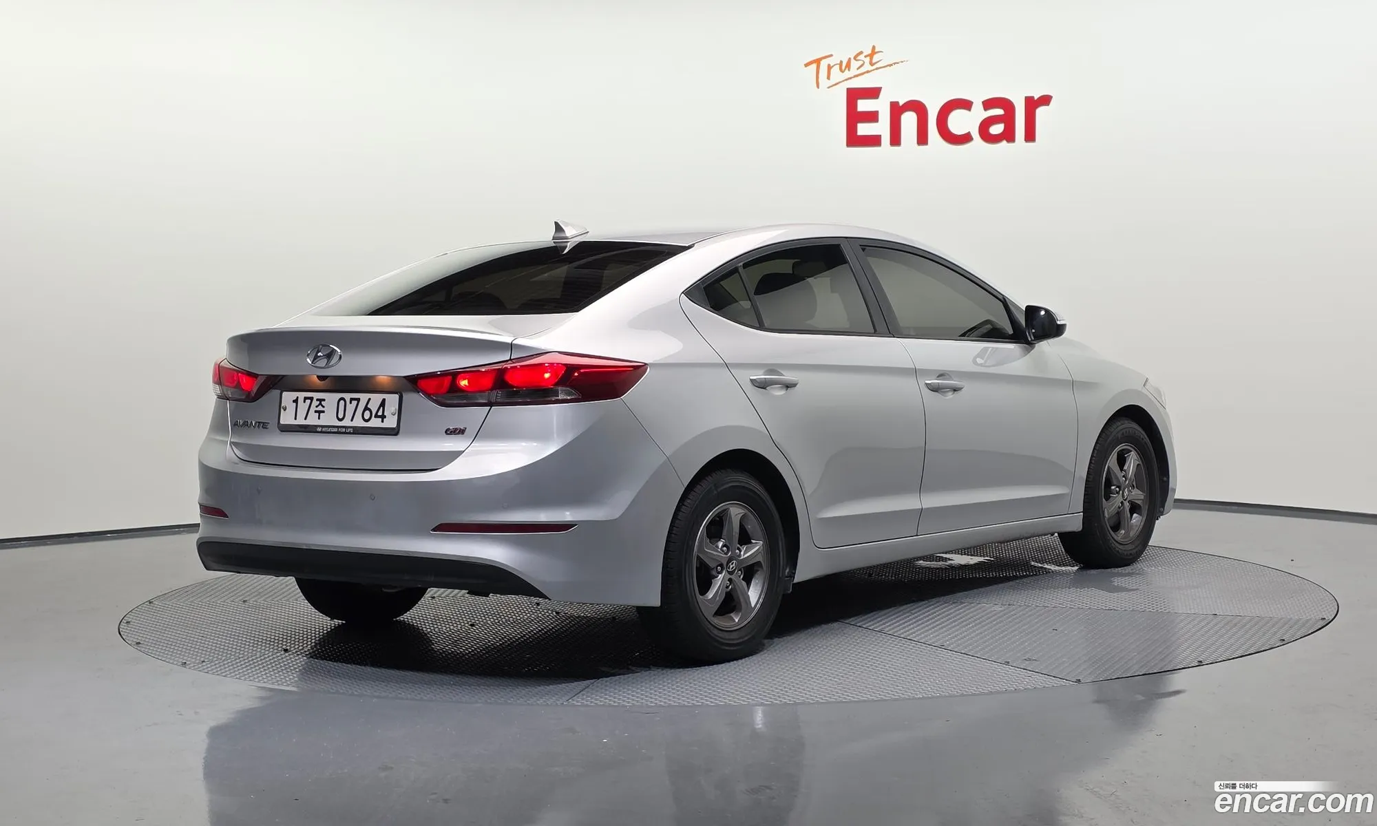 Hyundai Elantra AD 2015 — 8