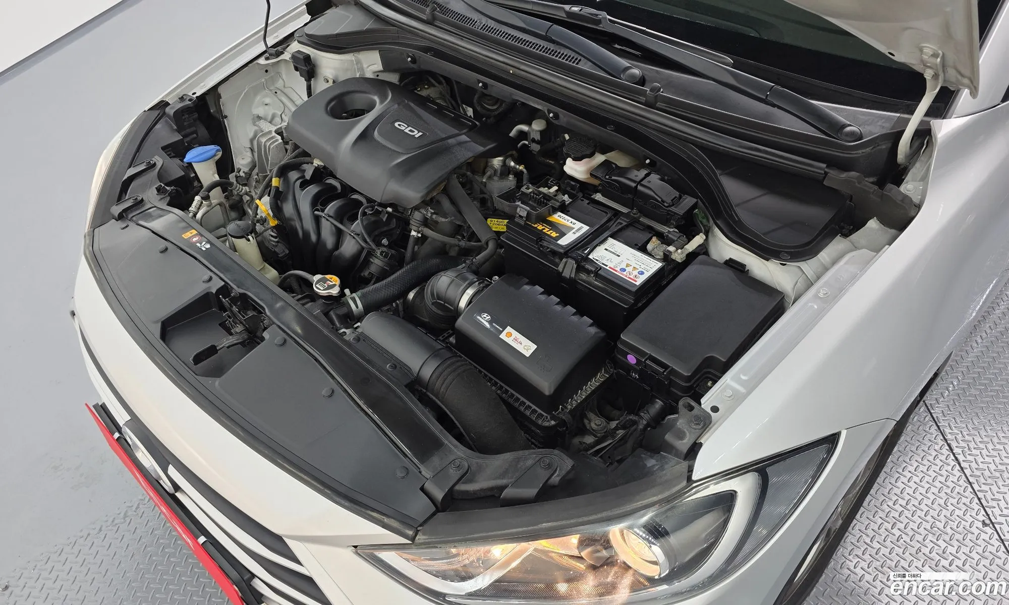 Hyundai Elantra AD 2015 — 2