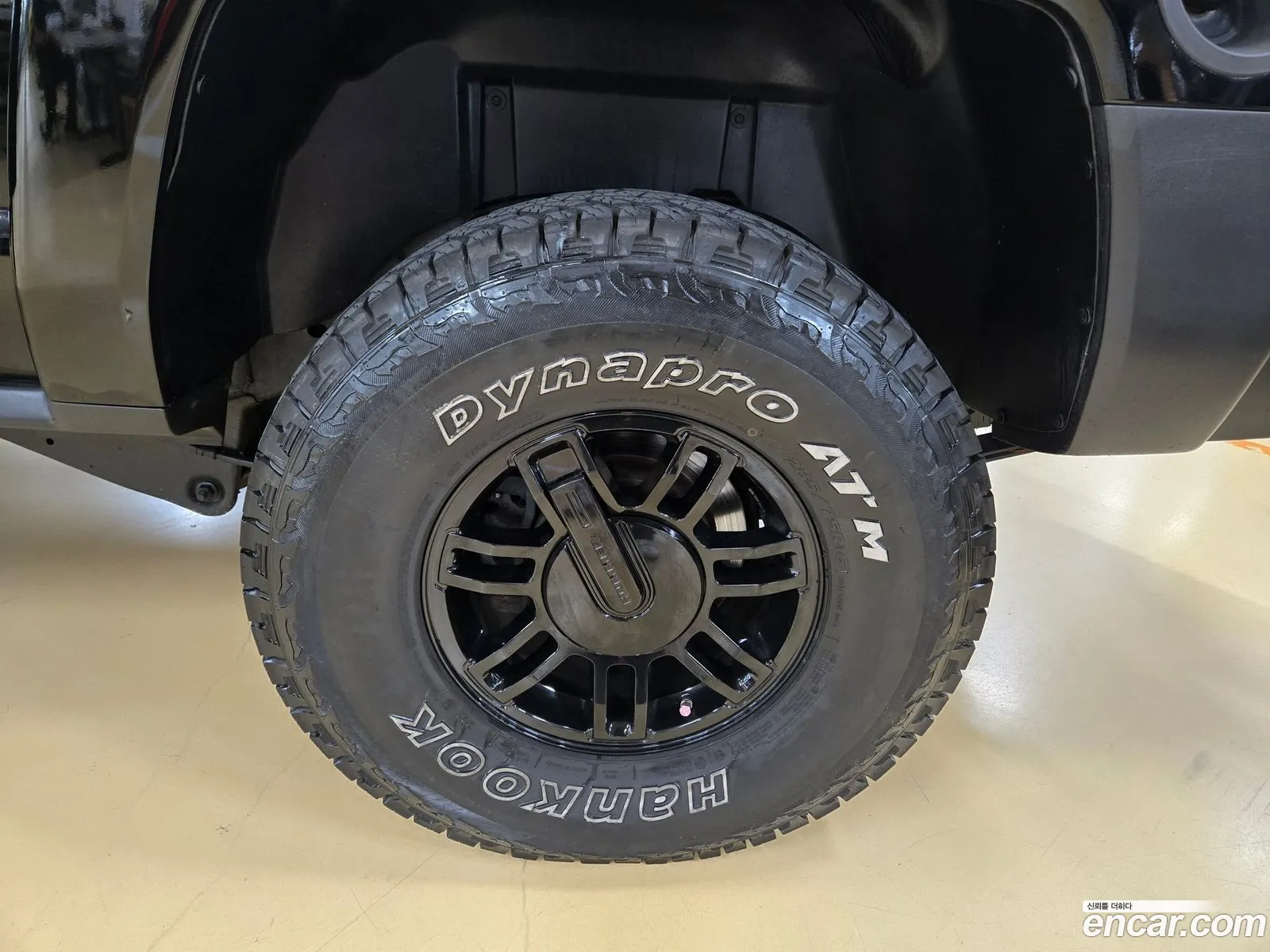 Hummer H3T