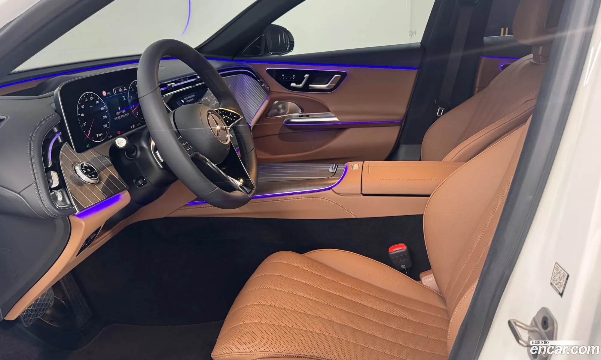 Mercedes-Benz E-Class W214 2025 — 9