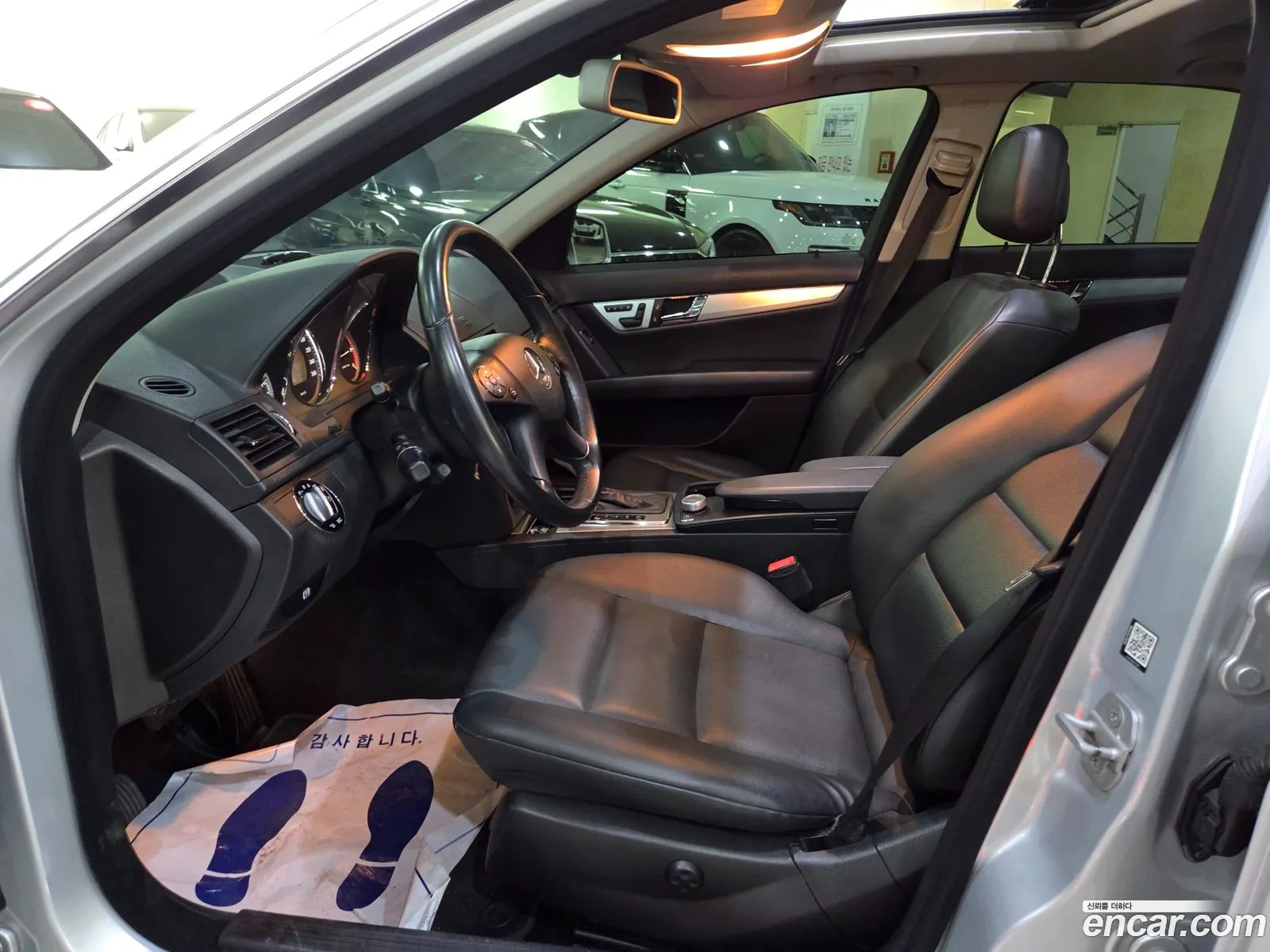 Mercedes-Benz C-Class W204 2009 — 20