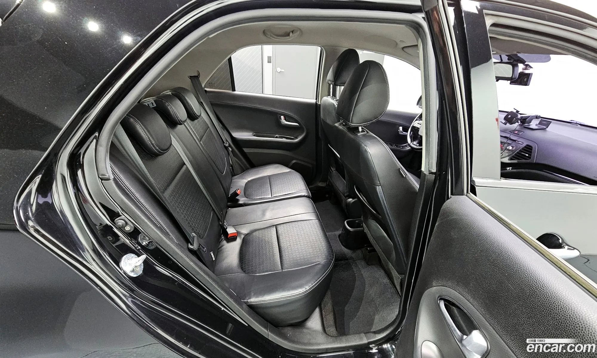 Kia Morning 2015 — 18