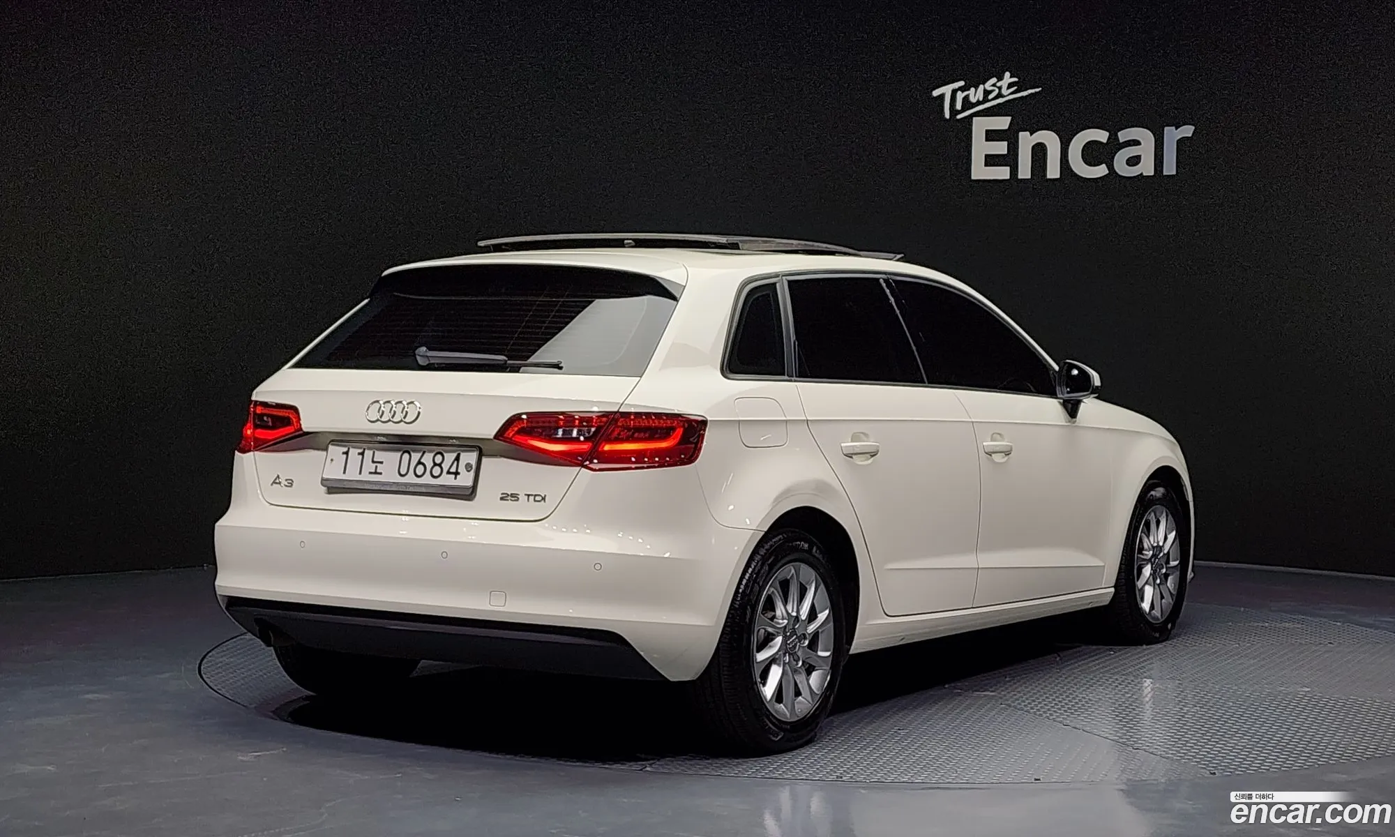 Audi A3 2015 WAUZZZ8VXFA163014 — 17