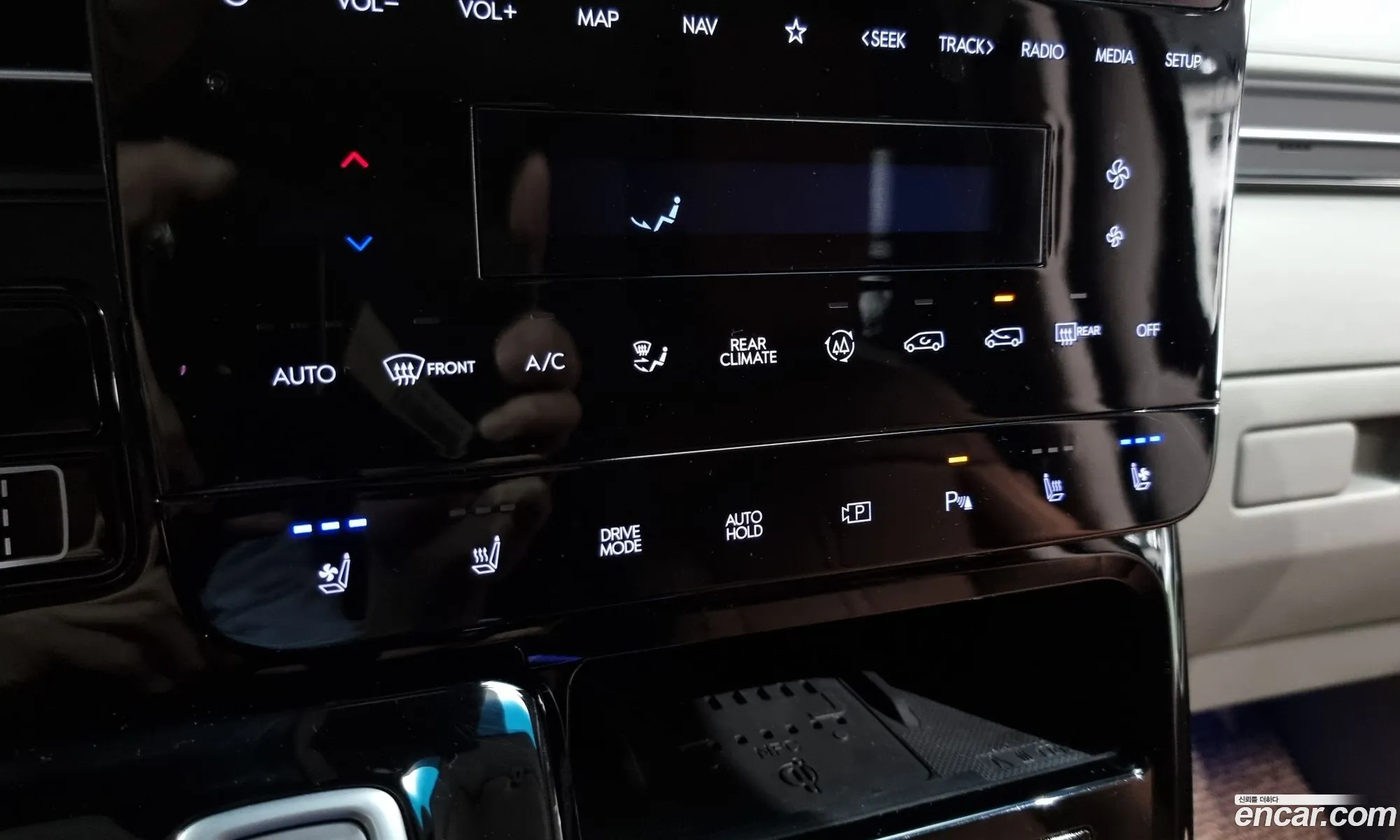 Hyundai Staria 2023 — 12