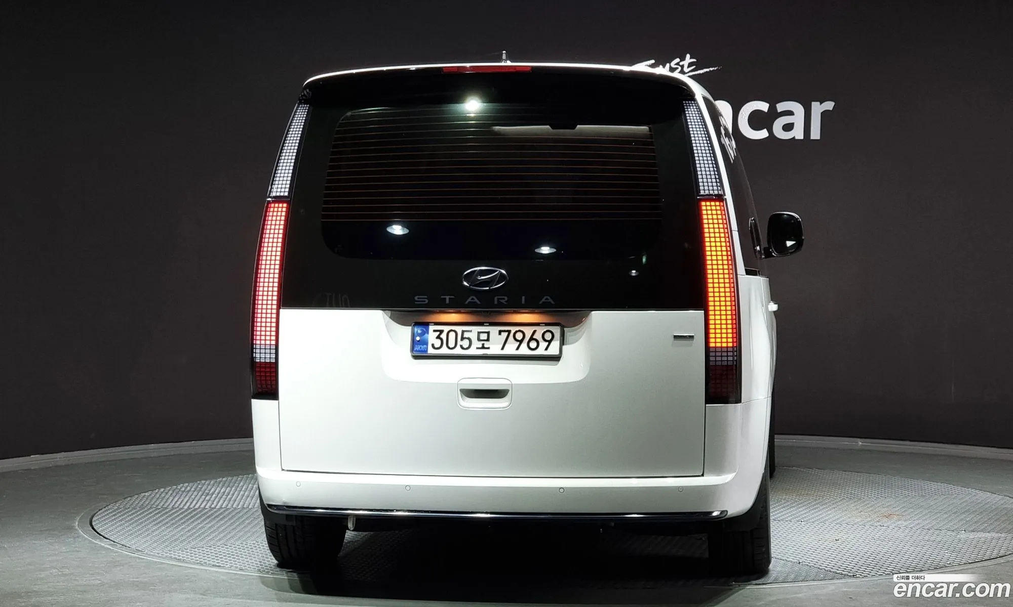 Hyundai Staria 2023 — 20