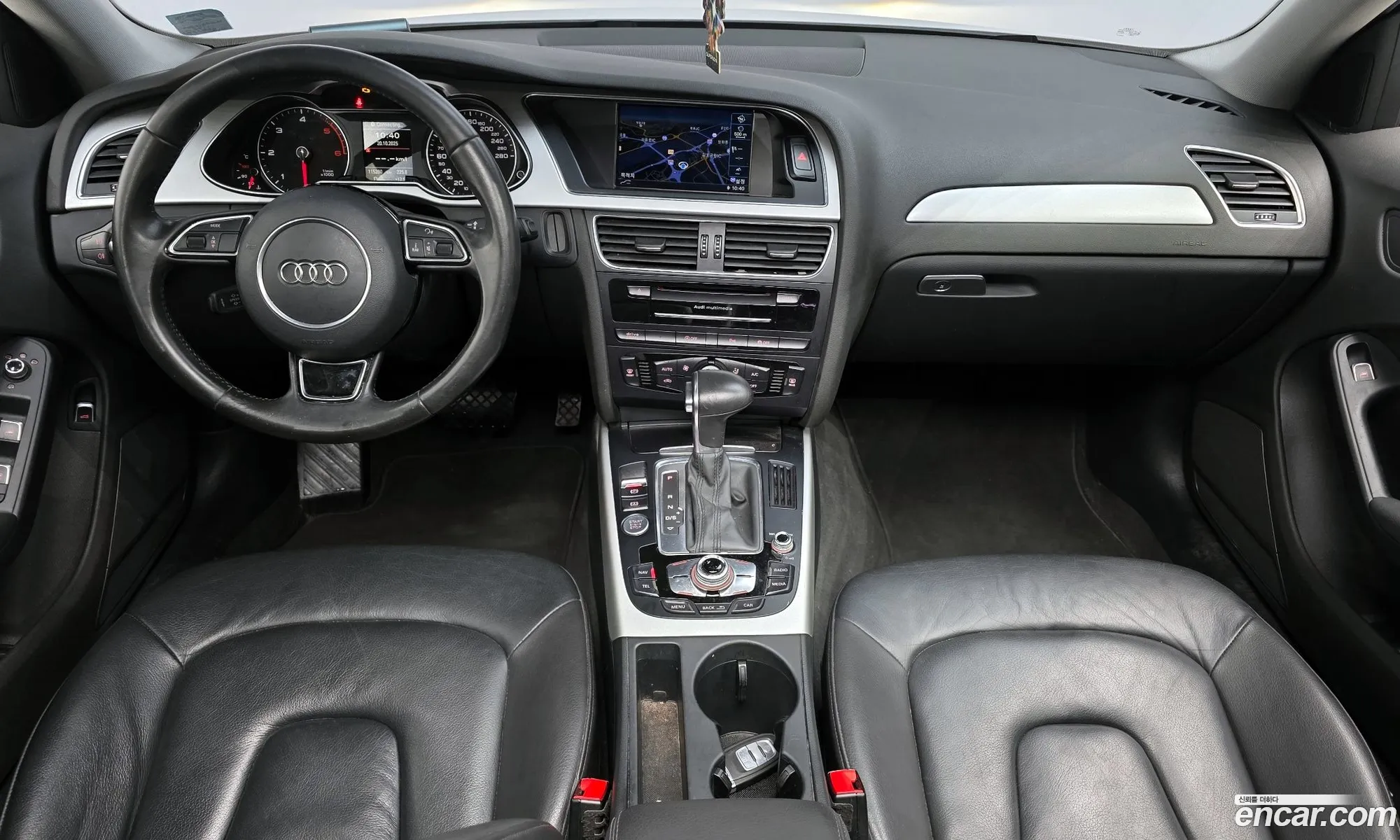 Audi A4 2015 WAUZZZ8K9FN046233 — 3