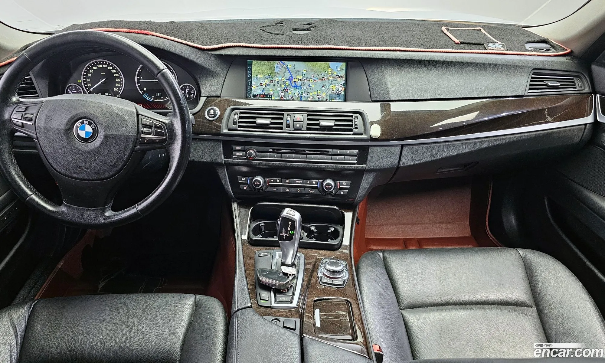 BMW 5 Series 2011 — 16