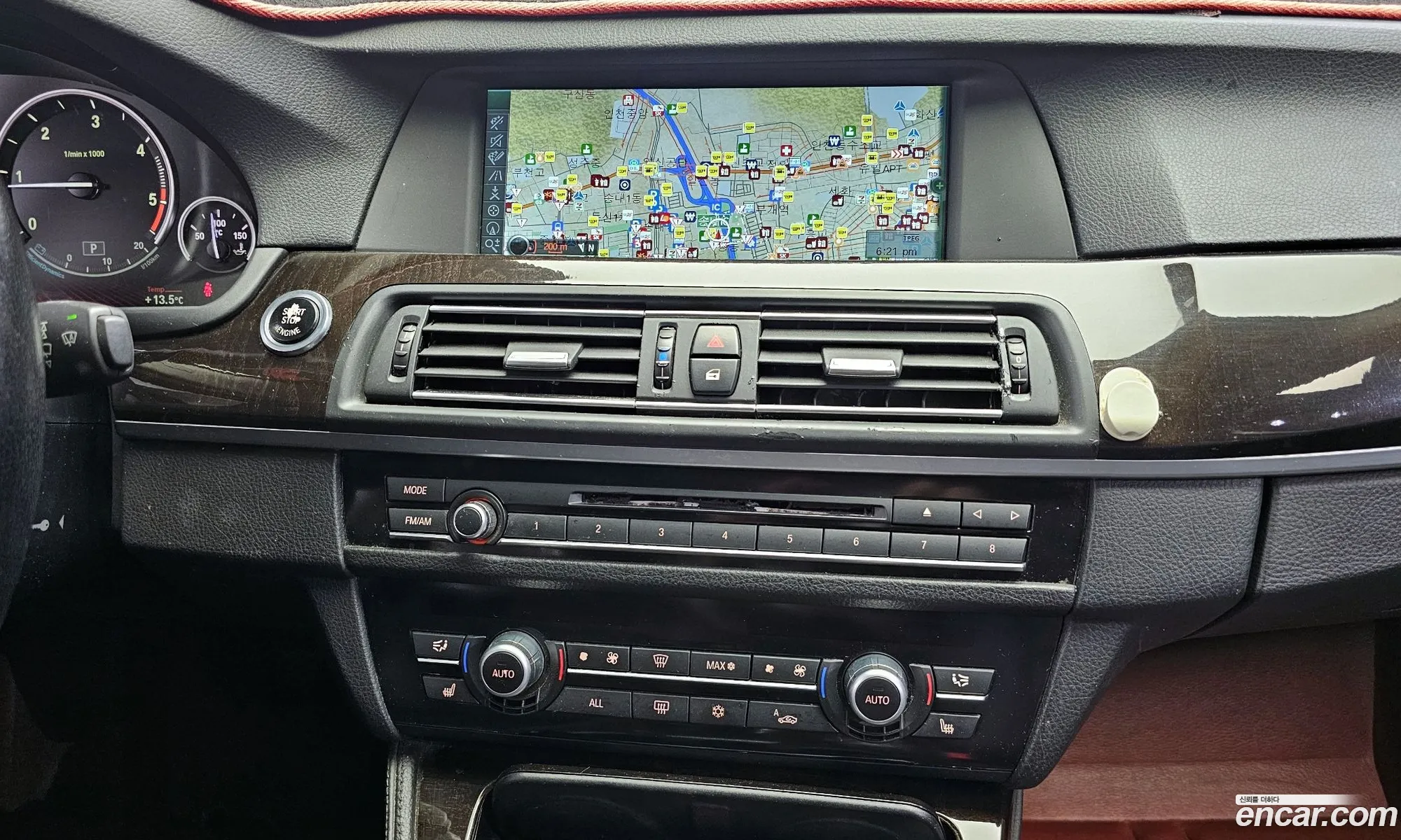 BMW 5 Series 2011 — 7