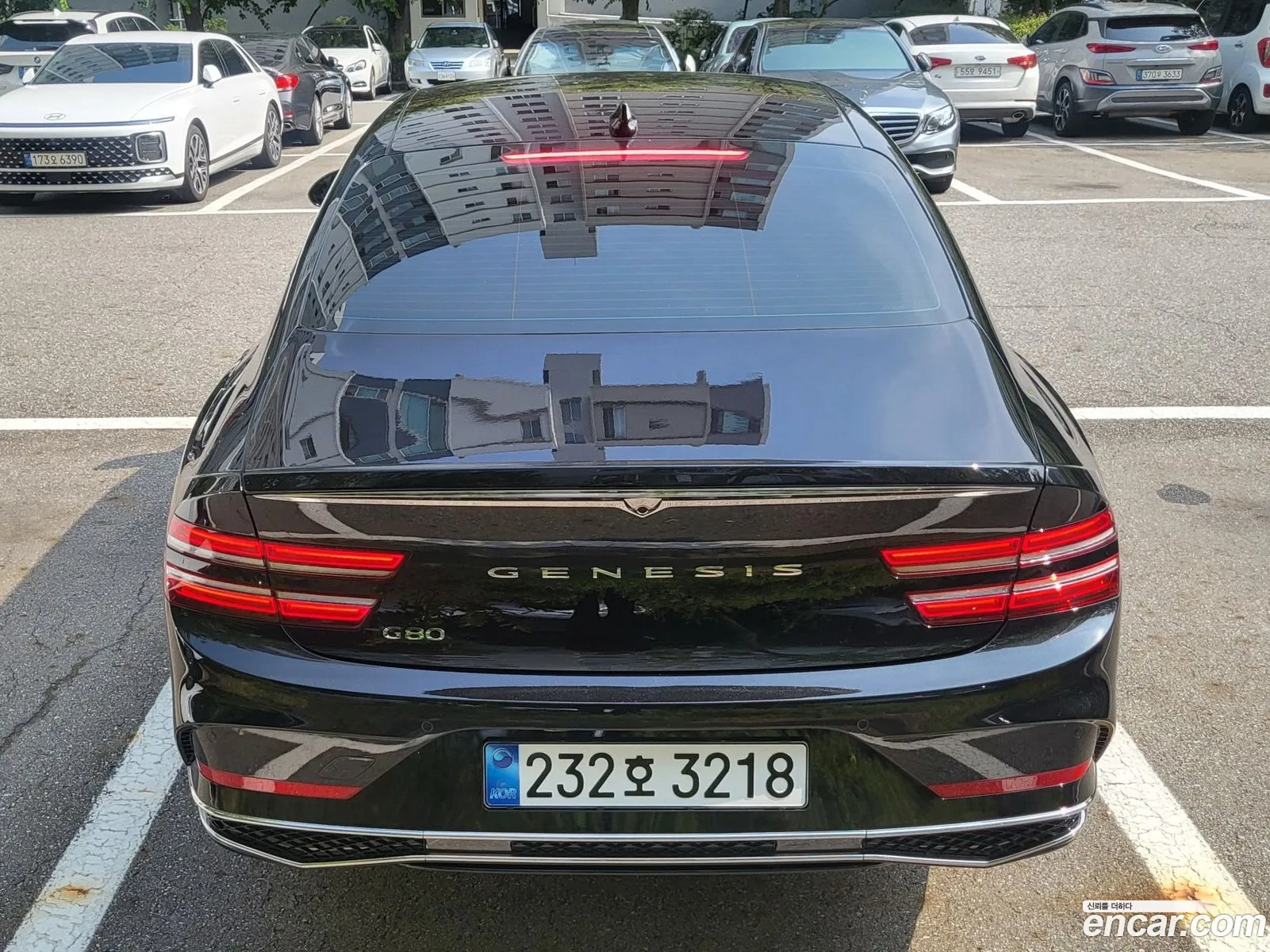 Genesis G80 2025 — 2