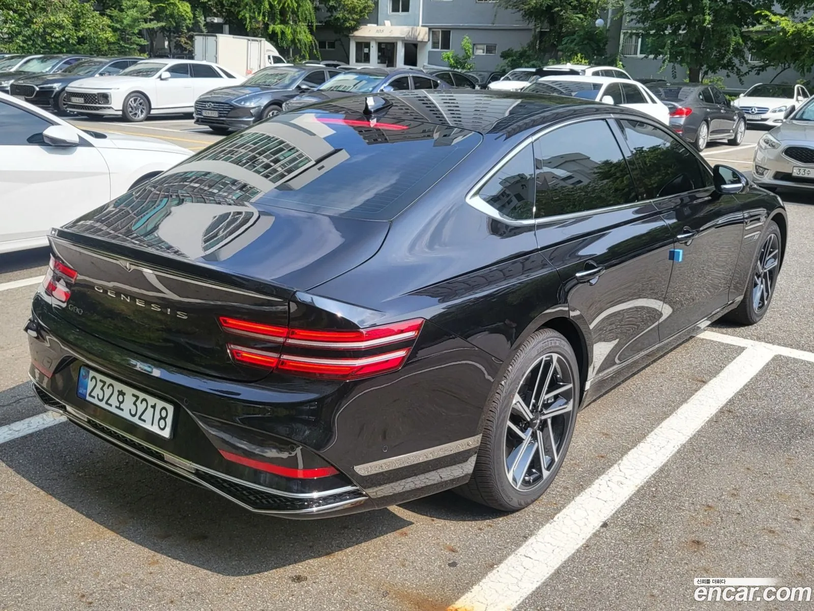 Genesis G80 2025 — 10