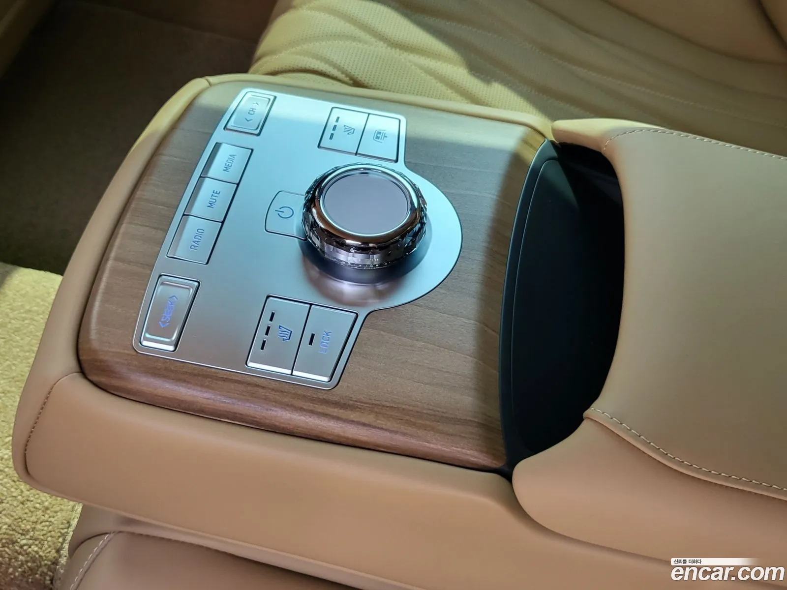Genesis G80 2025 — 3