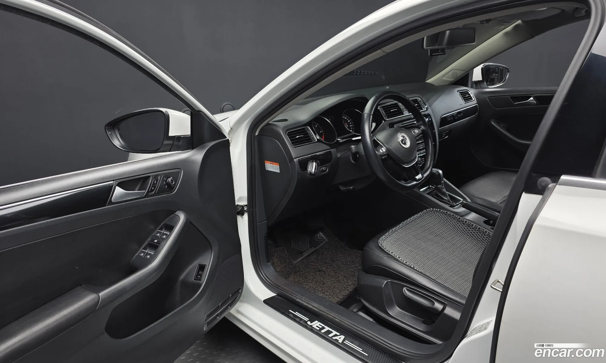 Volkswagen Jetta 2015 — 15