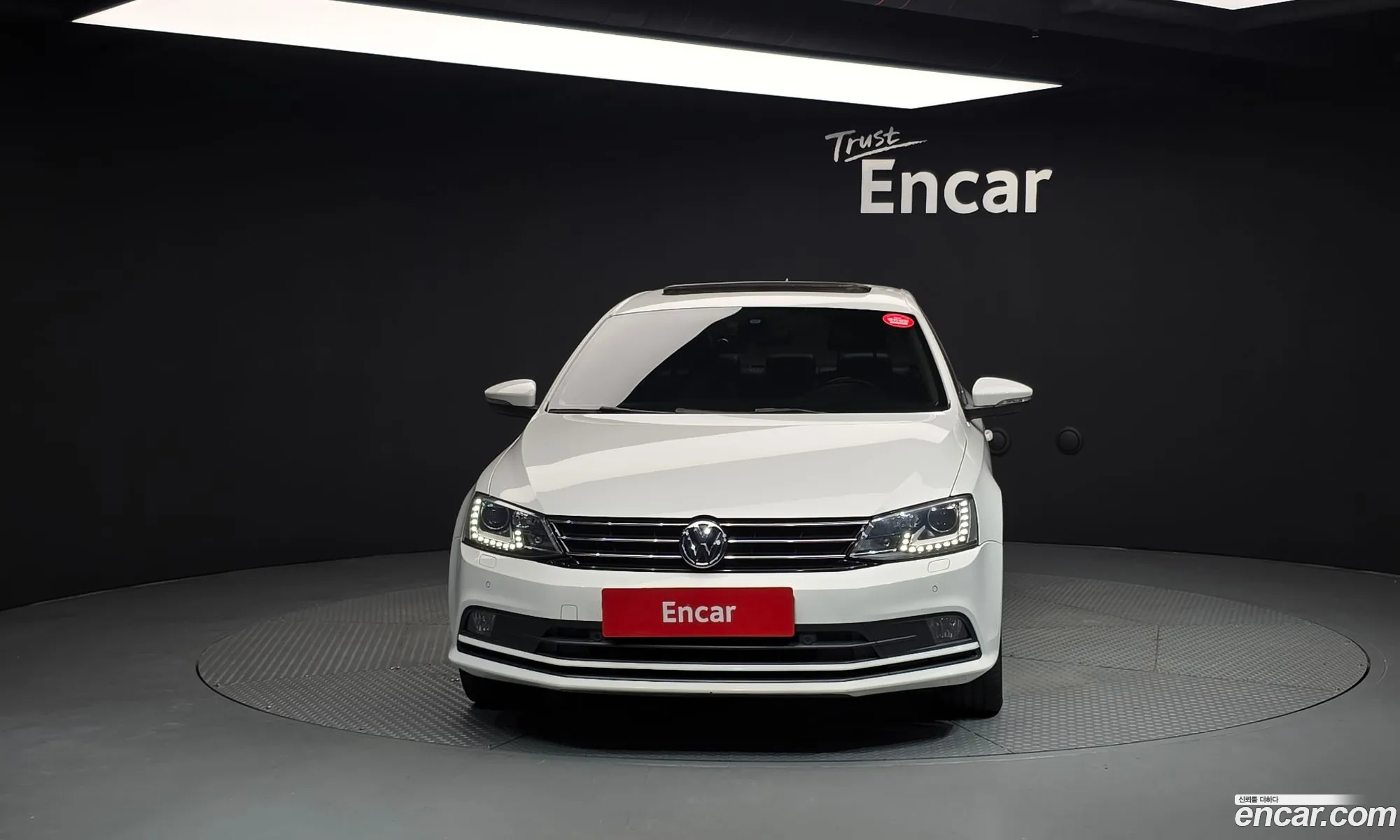 Volkswagen Jetta 2015 — 19