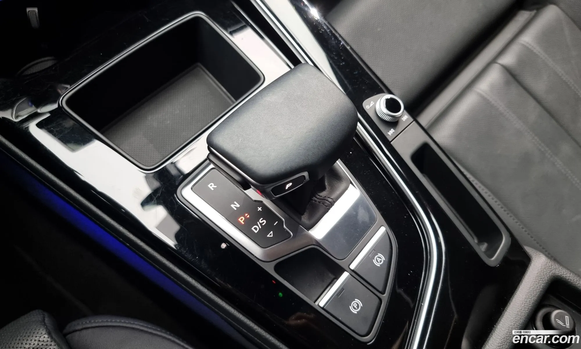 Audi A4 2021 WAUZZZF45MN002280 — 11