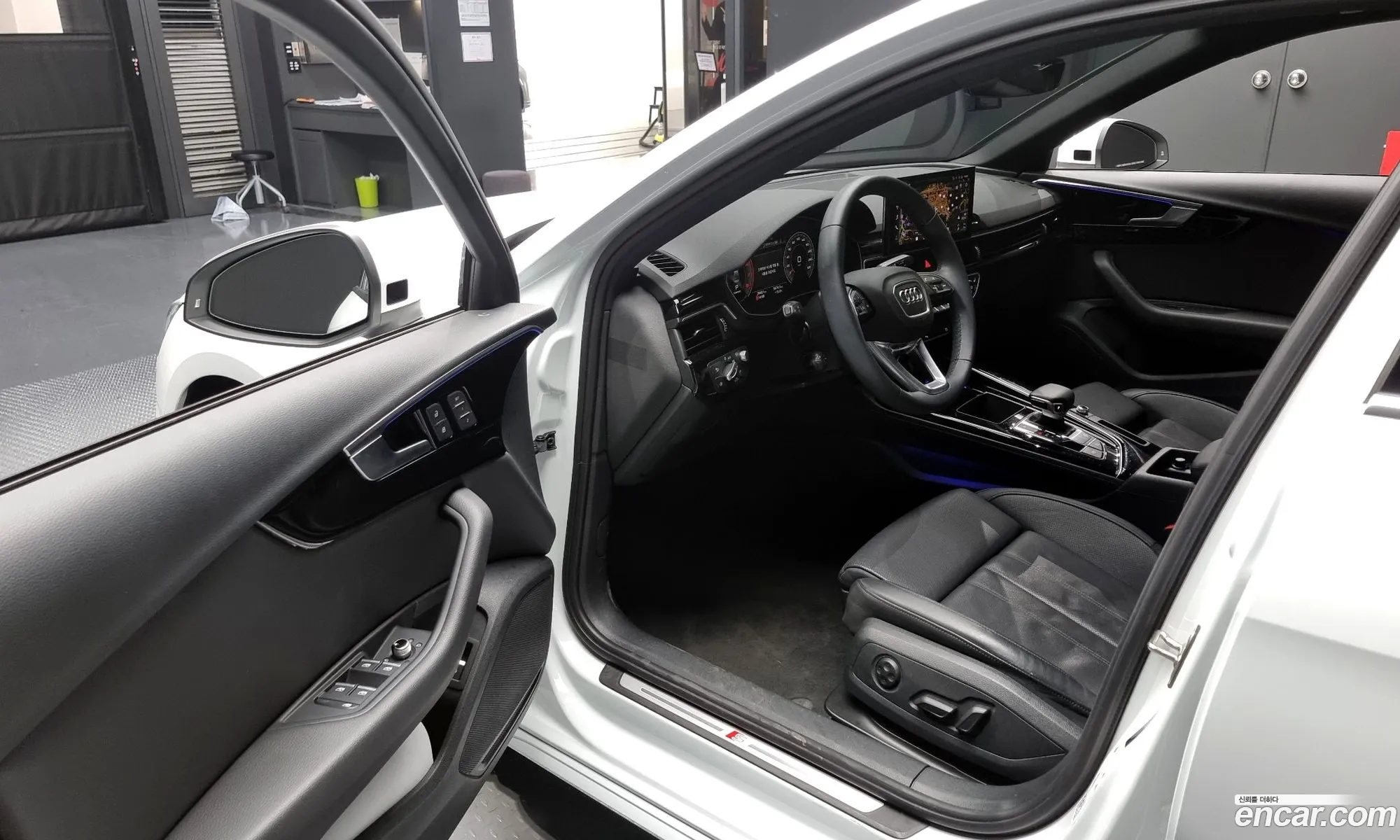 Audi A4 2021 WAUZZZF45MN002280 — 9