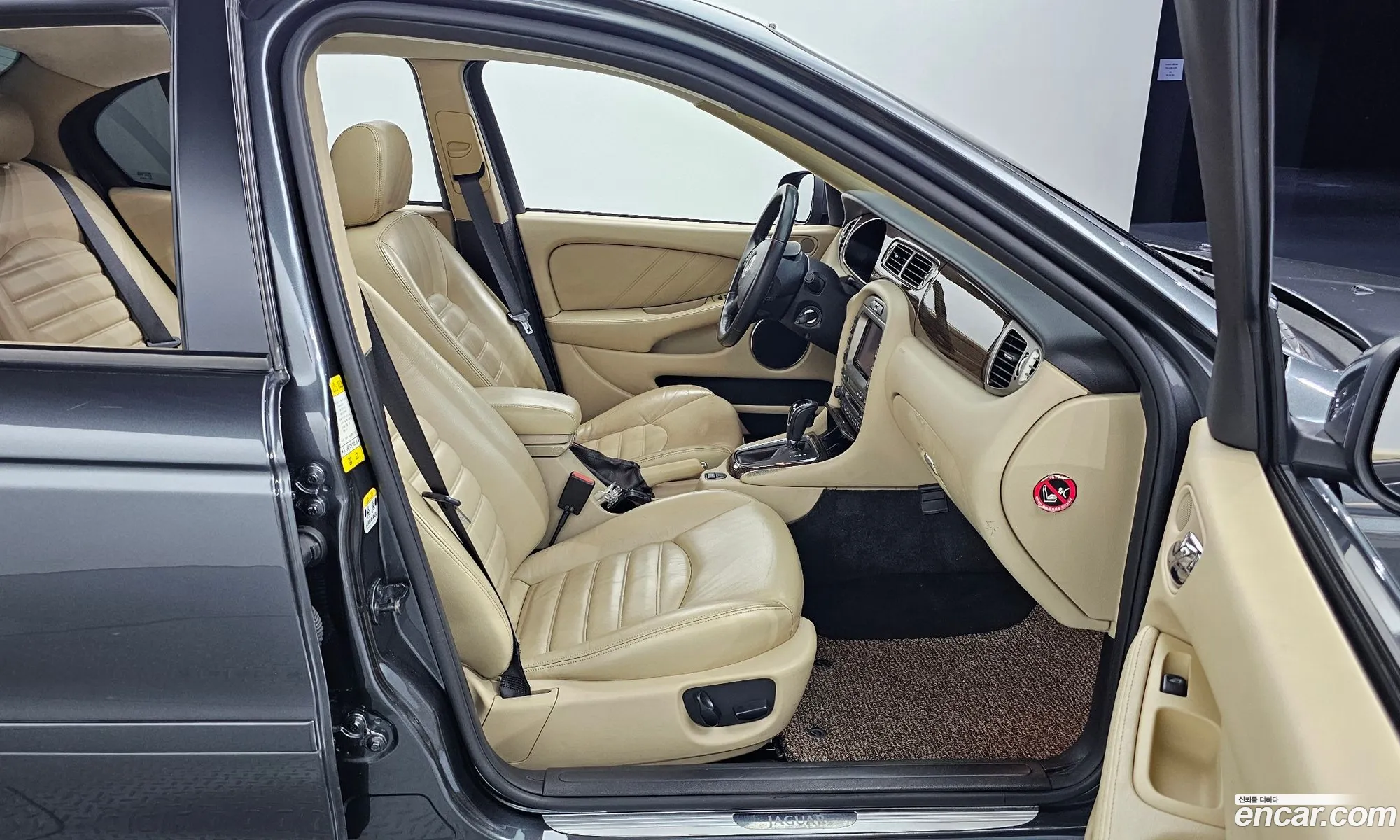 Jaguar X-Type 2008 SAJAE51349BJ46271 — 12