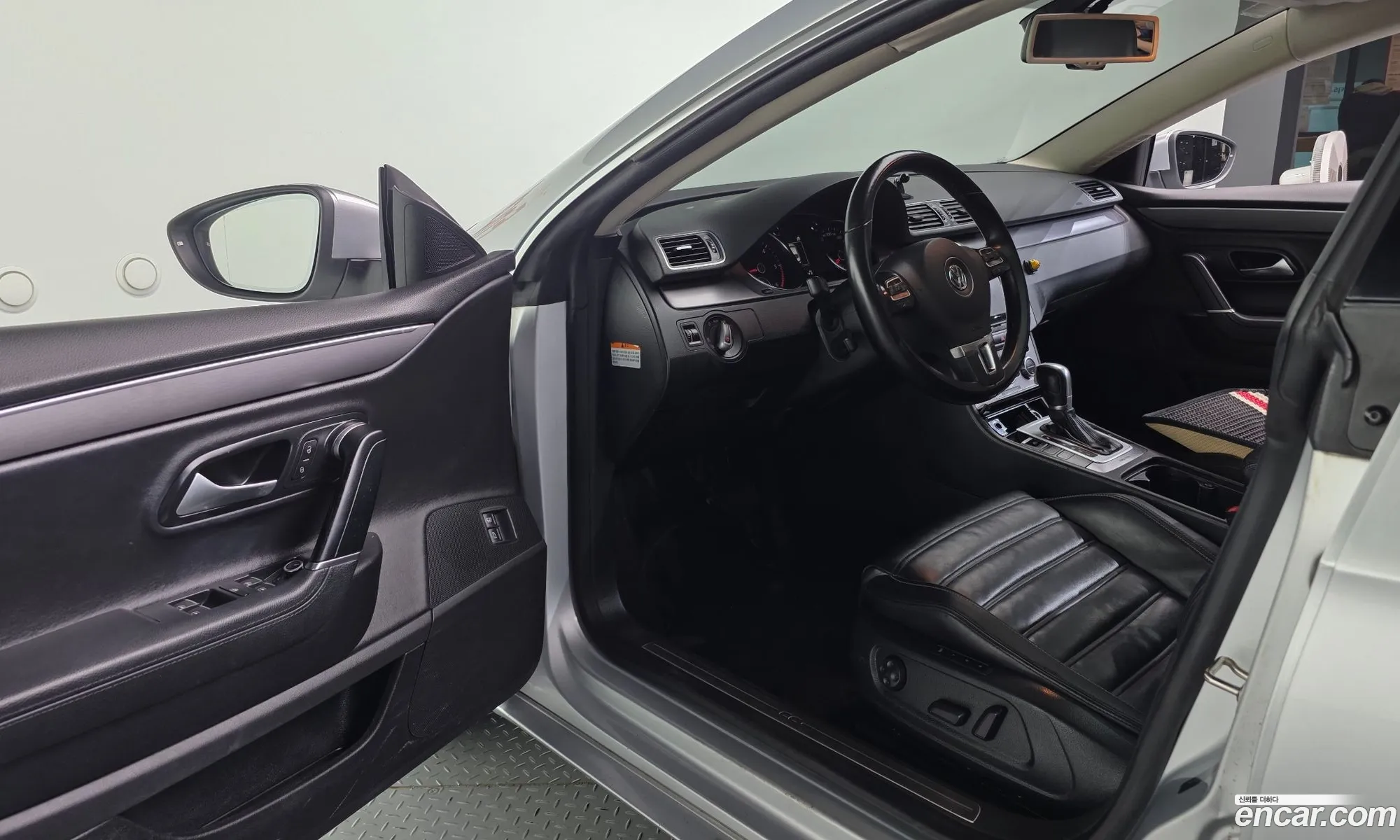Volkswagen CC 2015 WVWZZZ3CZFE818548 — 14