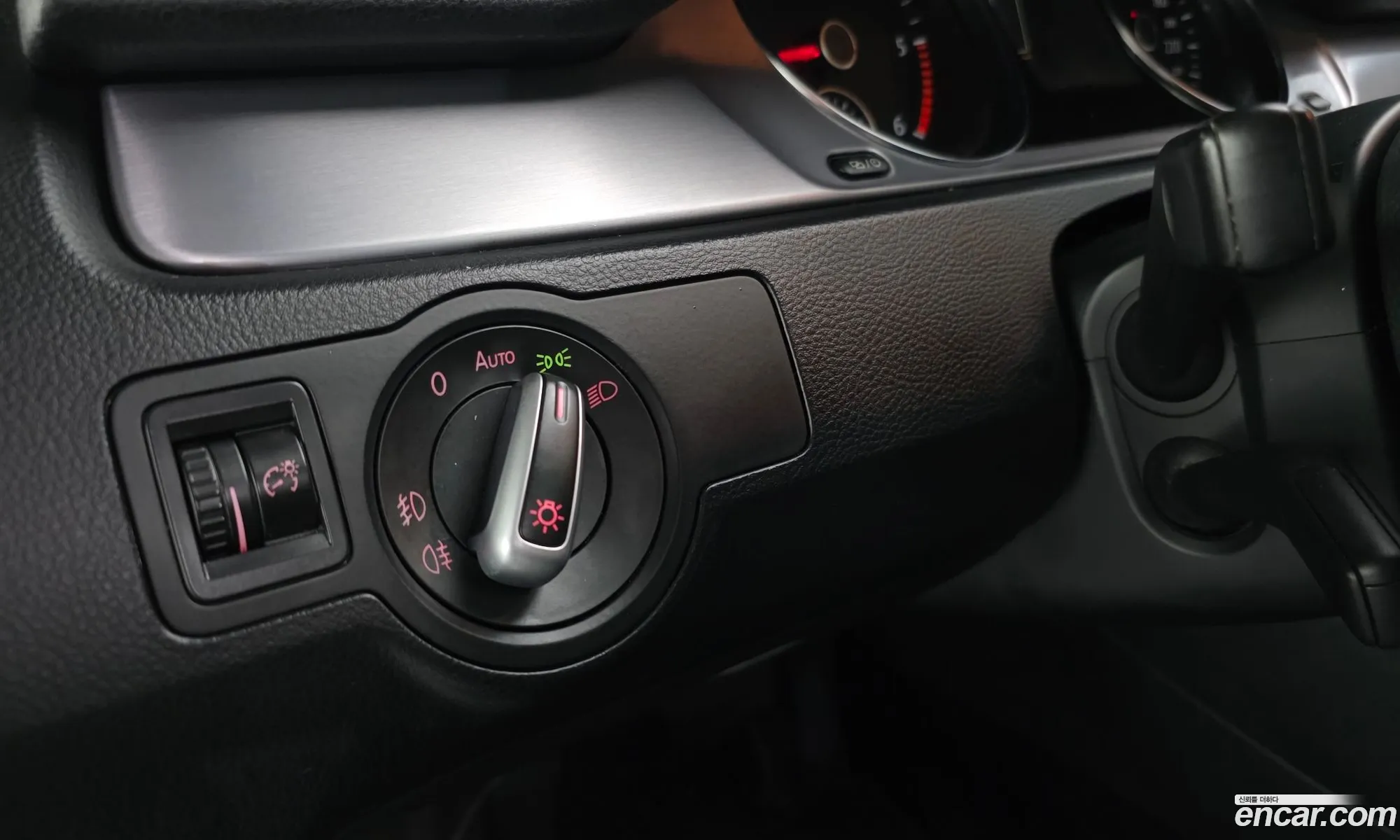 Volkswagen CC 2015 WVWZZZ3CZFE818548 — 19